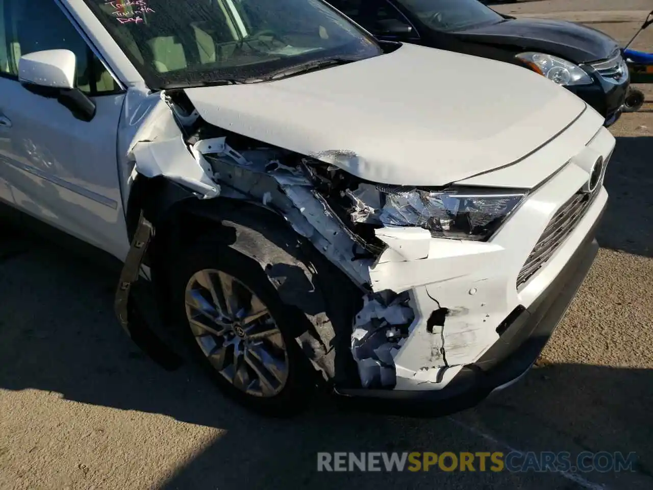 9 Photograph of a damaged car JTMN1RFV4MD084316 TOYOTA RAV4 2021