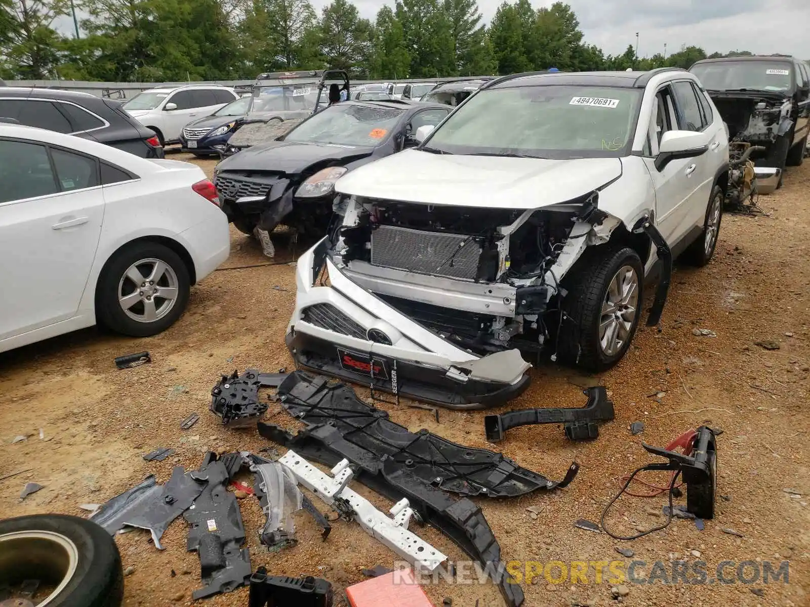 2 Photograph of a damaged car JTMN1RFV4MD532392 TOYOTA RAV4 2021