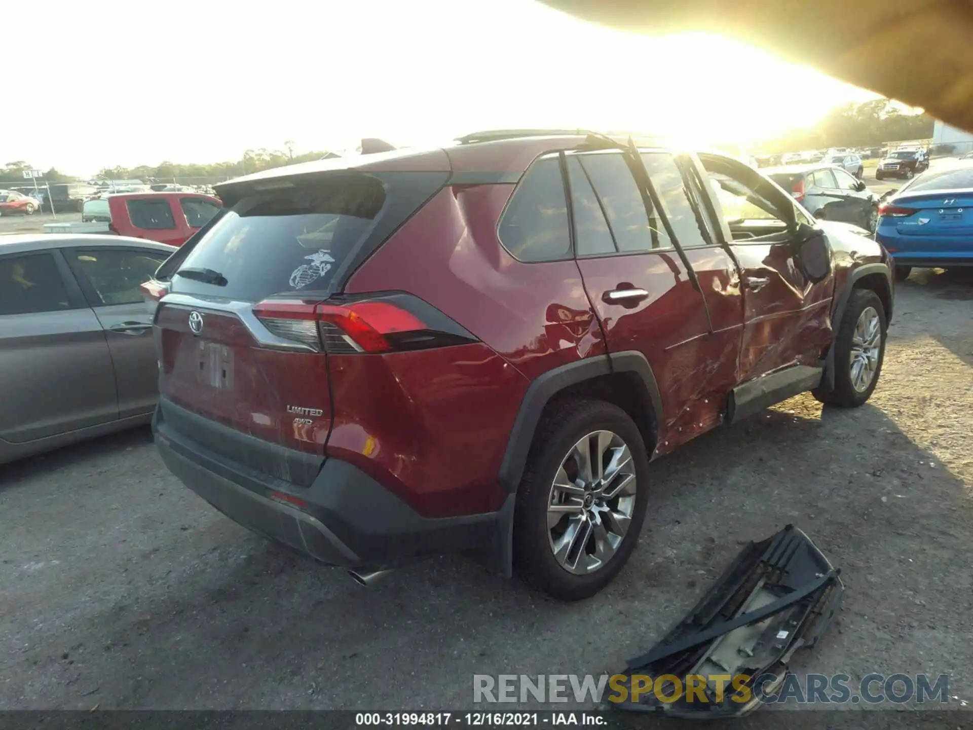 4 Photograph of a damaged car JTMN1RFV6MD074290 TOYOTA RAV4 2021