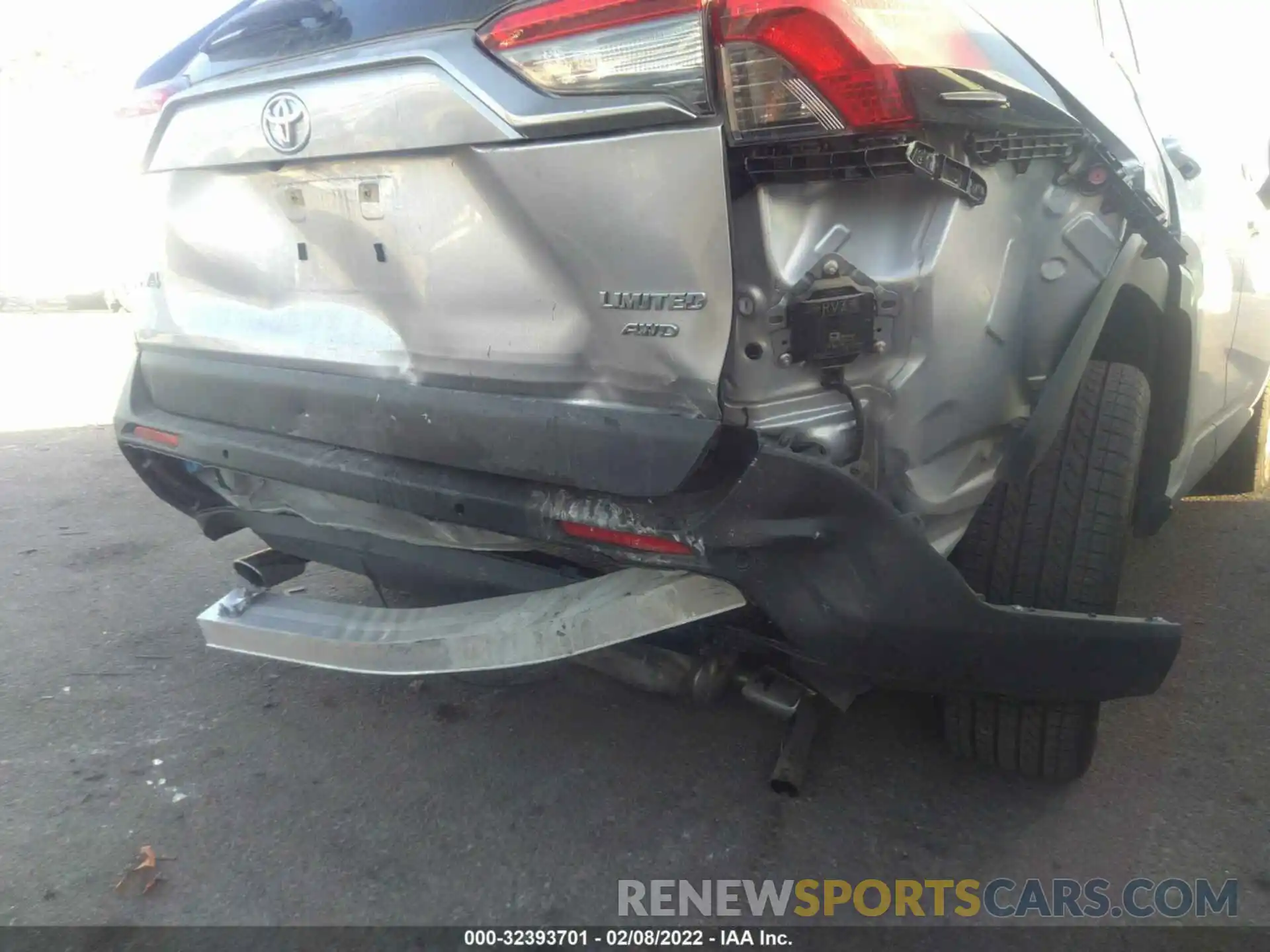 6 Photograph of a damaged car JTMN1RFV7MJ039811 TOYOTA RAV4 2021