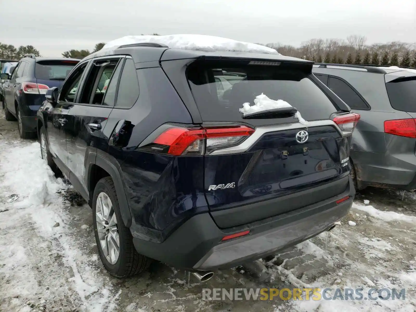 3 Photograph of a damaged car JTMN1RFVXMD073630 TOYOTA RAV4 2021