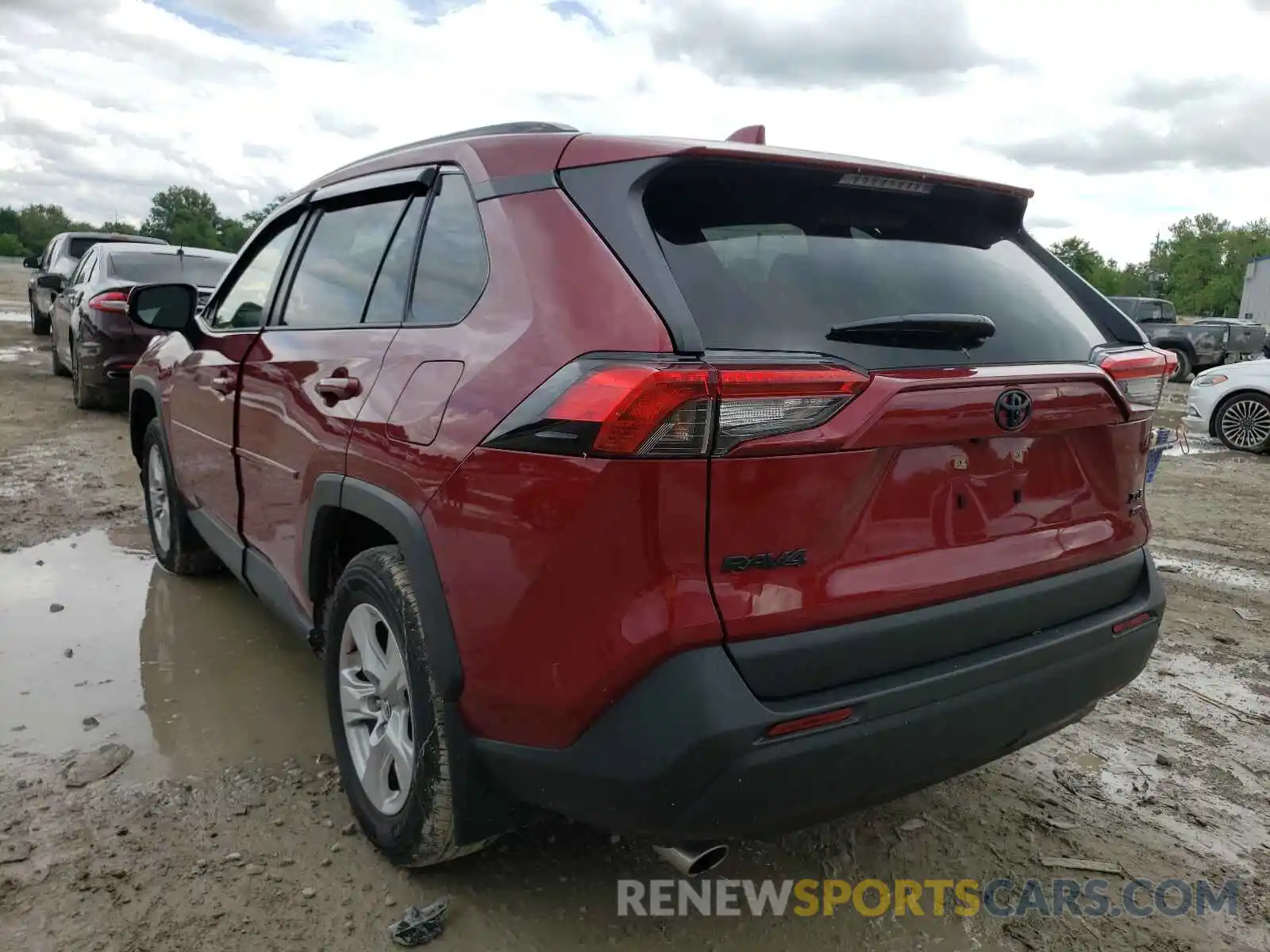 3 Photograph of a damaged car JTMP1RFV2MD071587 TOYOTA RAV4 2021