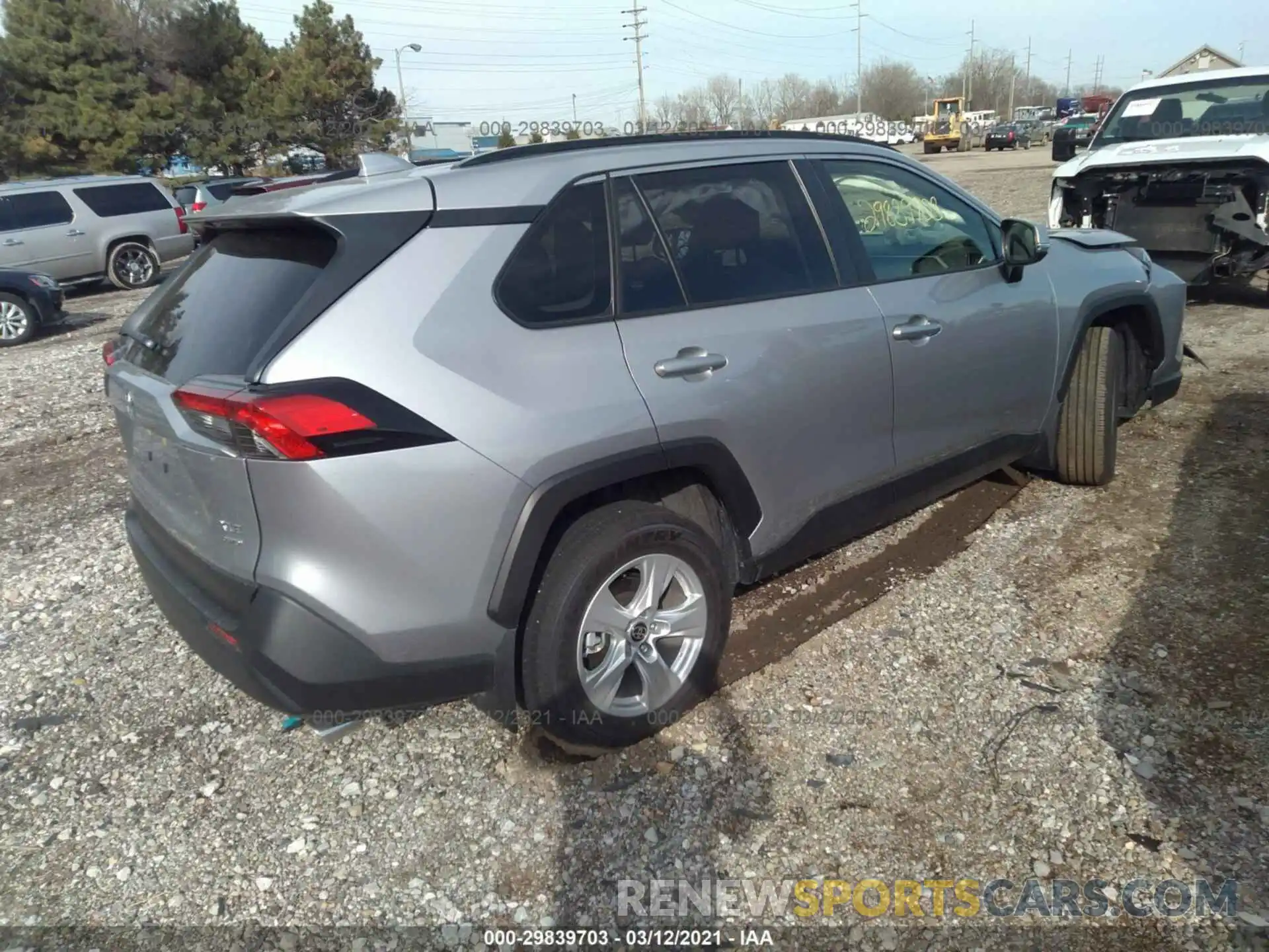 4 Photograph of a damaged car JTMP1RFV3MD074479 TOYOTA RAV4 2021