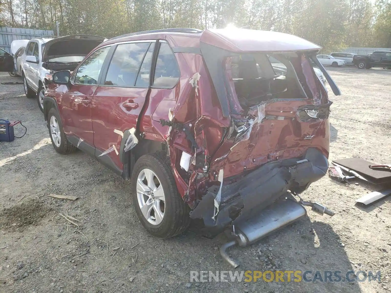 3 Photograph of a damaged car JTMP1RFV4MD531543 TOYOTA RAV4 2021