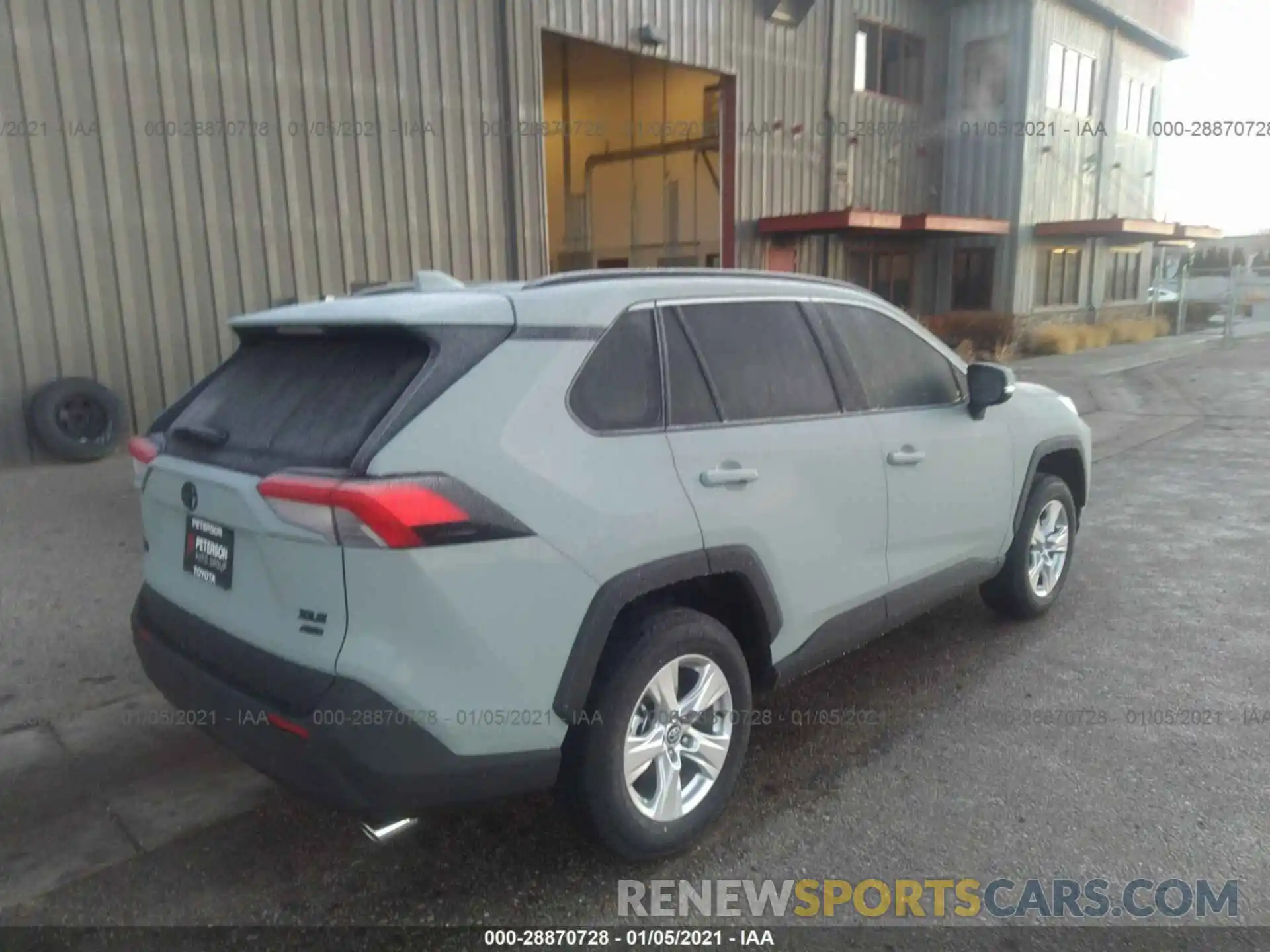 4 Photograph of a damaged car JTMP1RFV6MD071253 TOYOTA RAV4 2021