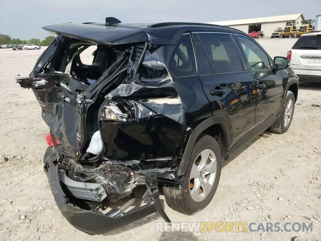 4 Photograph of a damaged car JTMP1RFV6MD079532 TOYOTA RAV4 2021