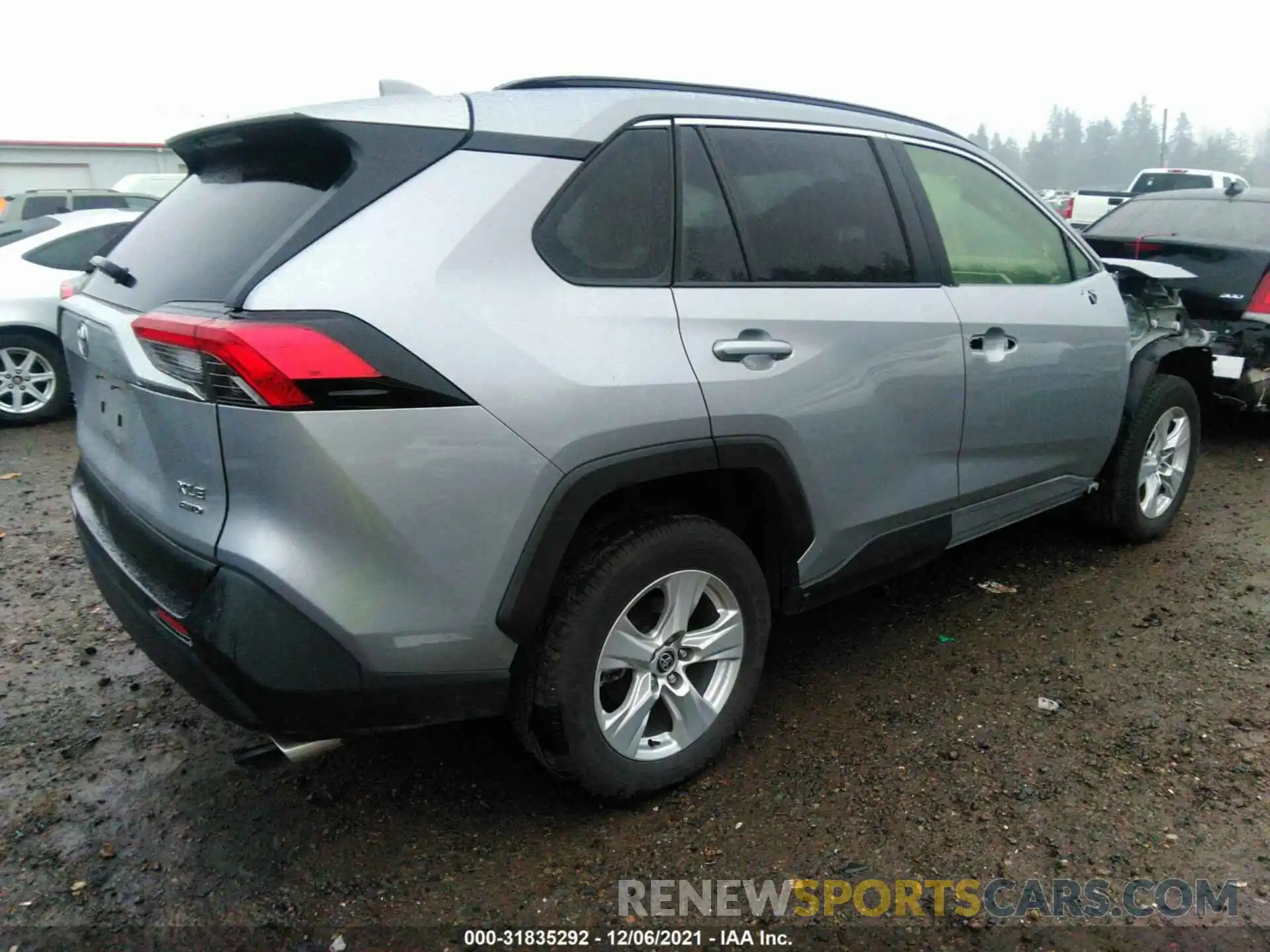 4 Photograph of a damaged car JTMP1RFV7MD072251 TOYOTA RAV4 2021