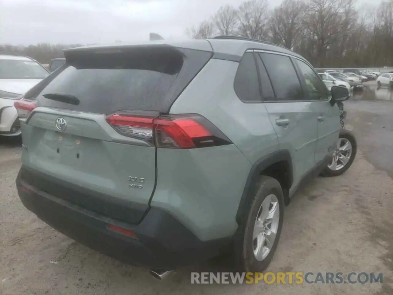 4 Photograph of a damaged car JTMP1RFV7MD078213 TOYOTA RAV4 2021