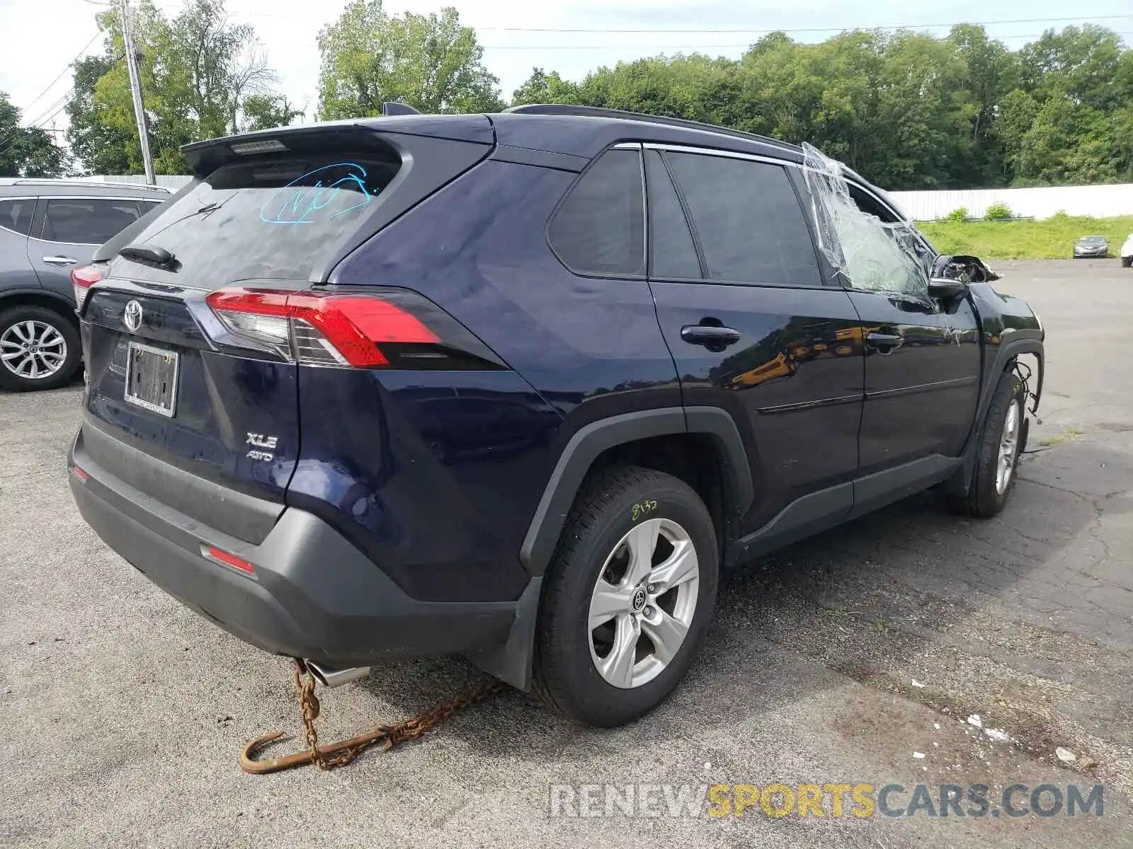 4 Photograph of a damaged car JTMP1RFV8MD069813 TOYOTA RAV4 2021