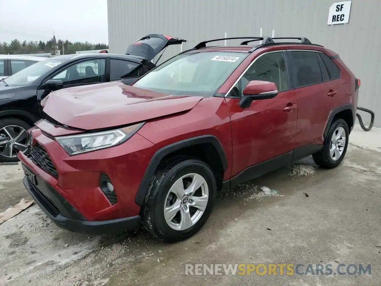 1 Photograph of a damaged car JTMP1RFV9MD531571 TOYOTA RAV4 2021