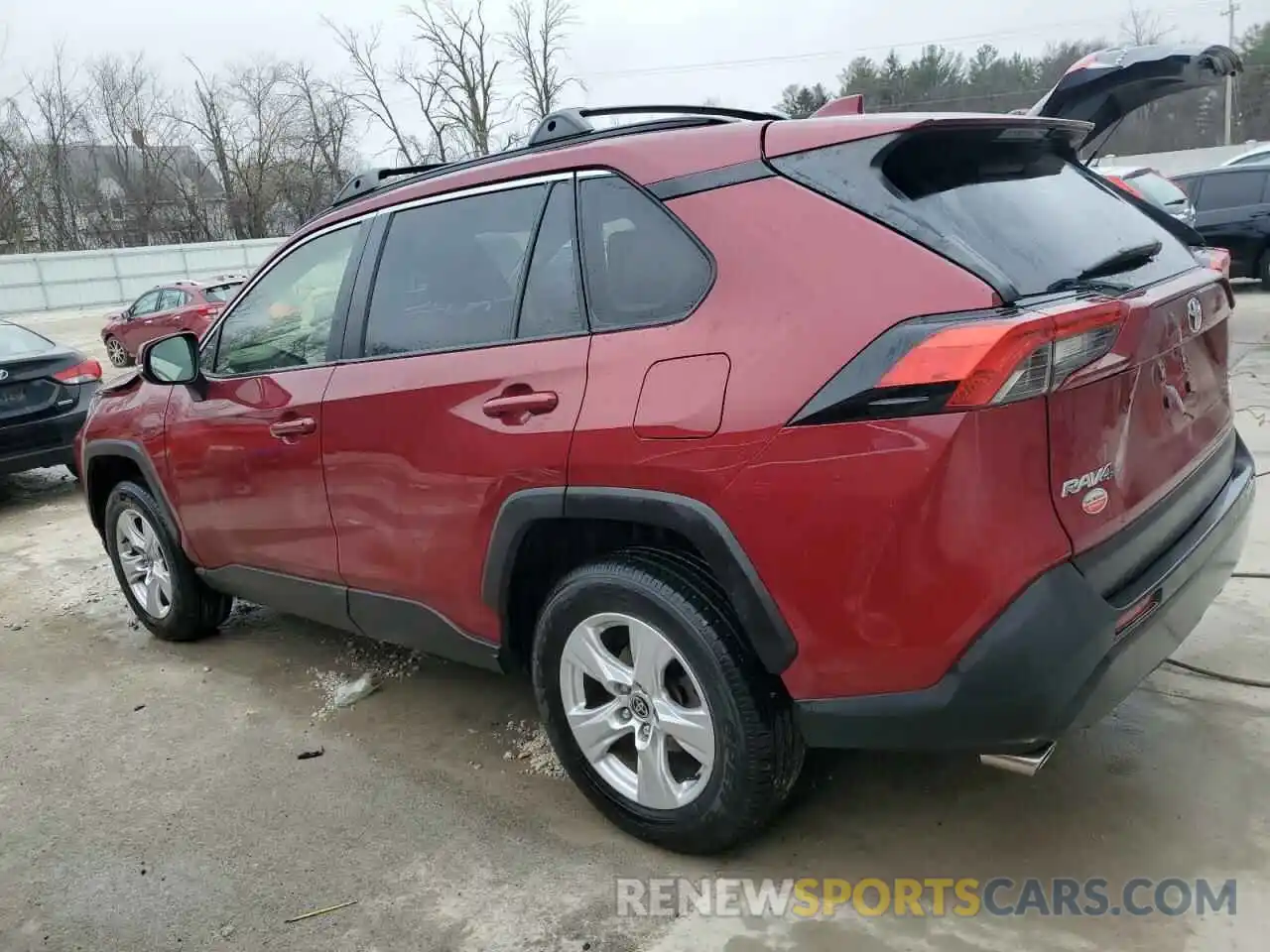 2 Photograph of a damaged car JTMP1RFV9MD531571 TOYOTA RAV4 2021