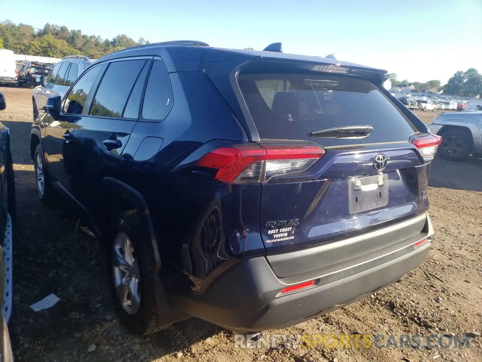 3 Photograph of a damaged car JTMP1RFVXMD073099 TOYOTA RAV4 2021