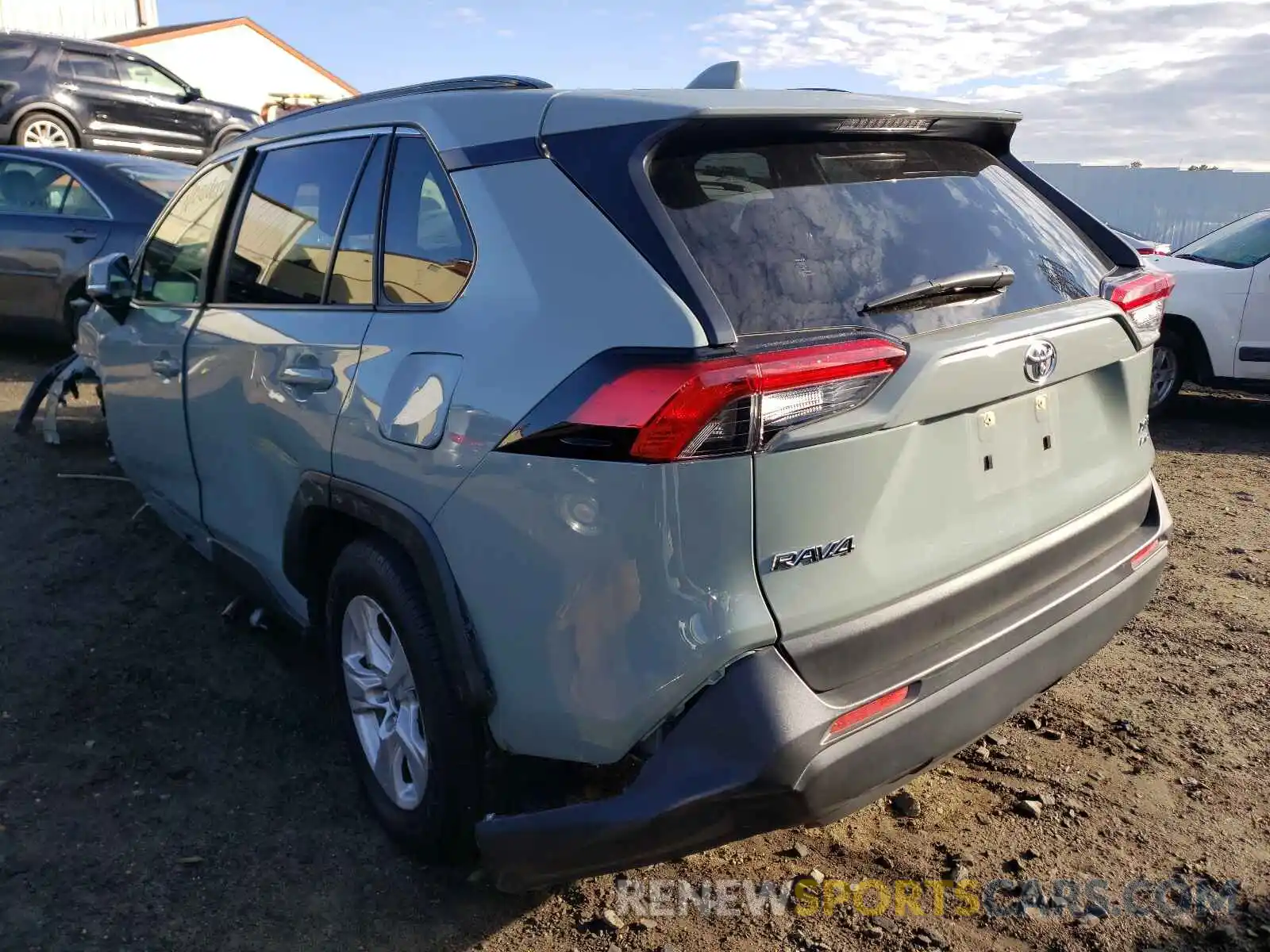 3 Photograph of a damaged car JTMP1RFVXMD076066 TOYOTA RAV4 2021