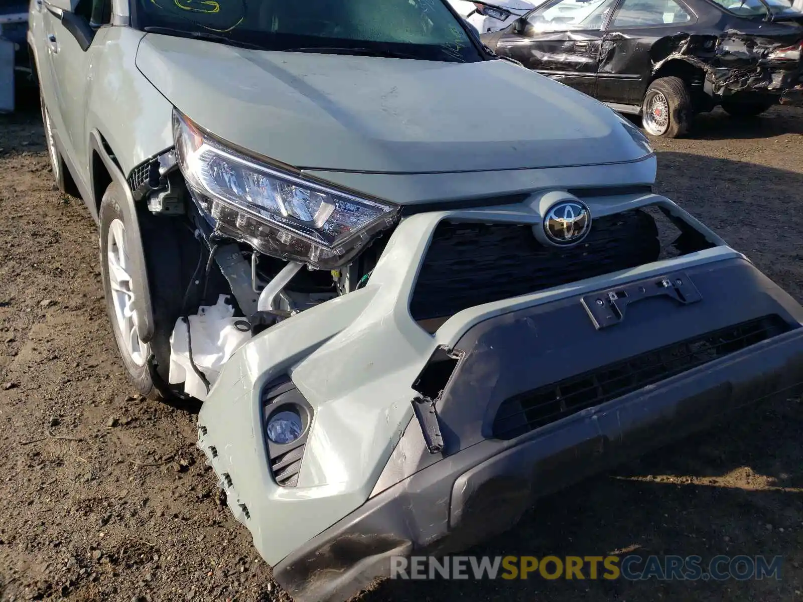 9 Photograph of a damaged car JTMP1RFVXMD076066 TOYOTA RAV4 2021