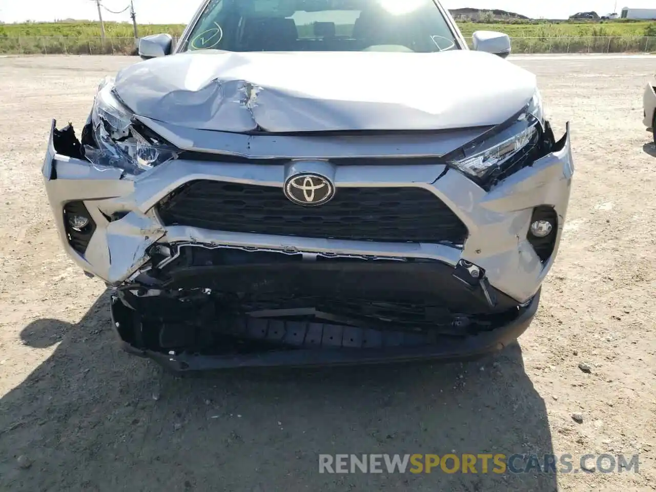 9 Photograph of a damaged car JTMP1RFVXMD079680 TOYOTA RAV4 2021