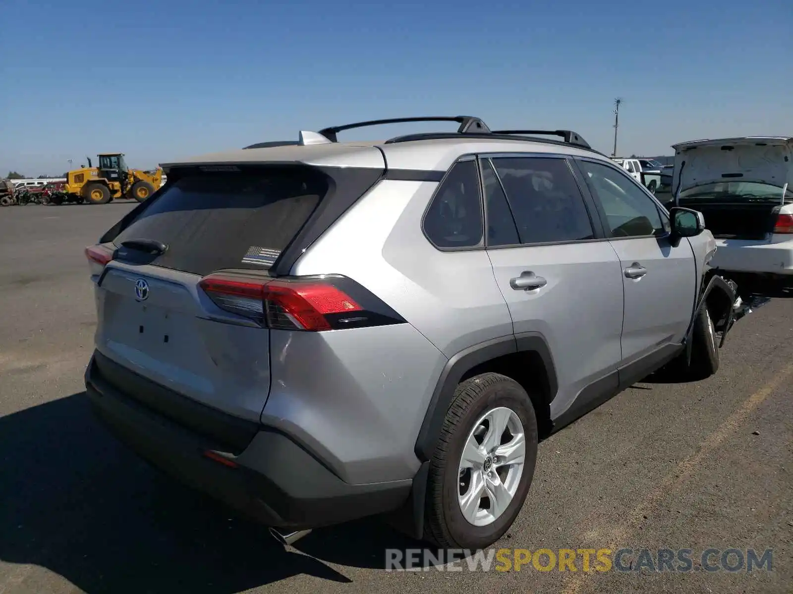 4 Photograph of a damaged car JTMR6RFV1MD012802 TOYOTA RAV4 2021