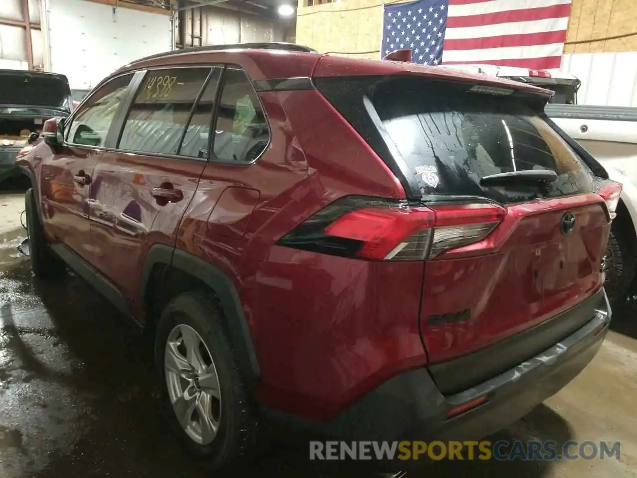 3 Photograph of a damaged car JTMR6RFV2MD014770 TOYOTA RAV4 2021