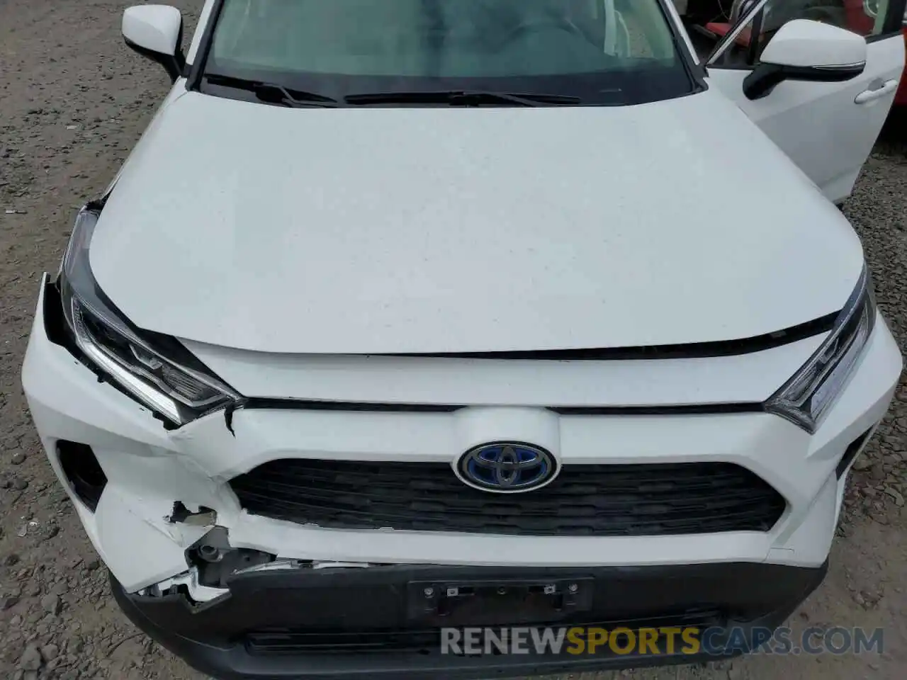 11 Photograph of a damaged car JTMR6RFV4MD009523 TOYOTA RAV4 2021