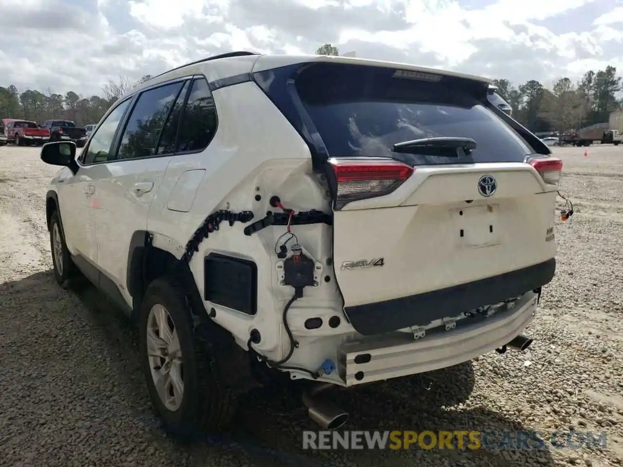 3 Photograph of a damaged car JTMR6RFVXMD007551 TOYOTA RAV4 2021