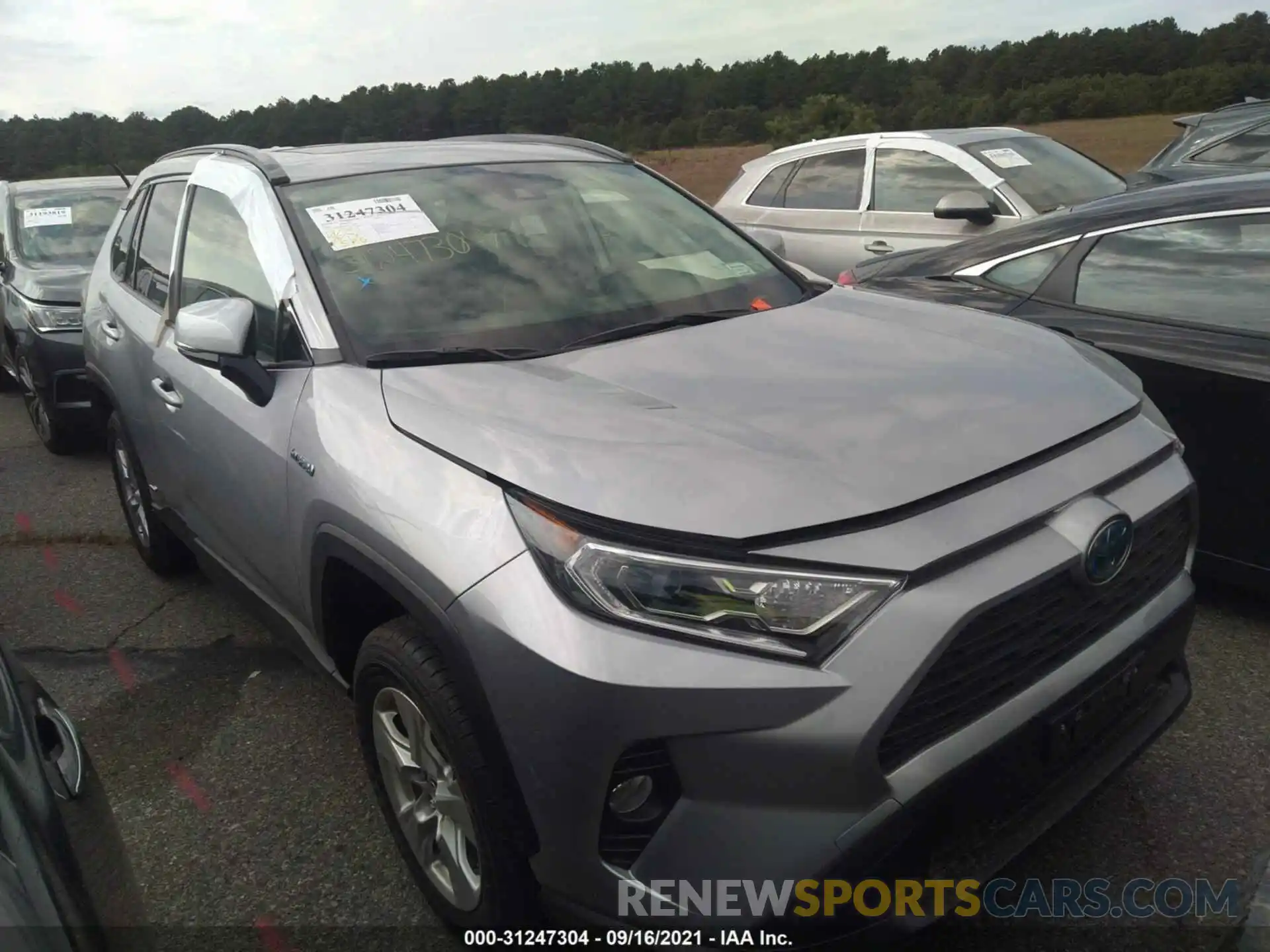 1 Photograph of a damaged car JTMRWRFV0MD111496 TOYOTA RAV4 2021