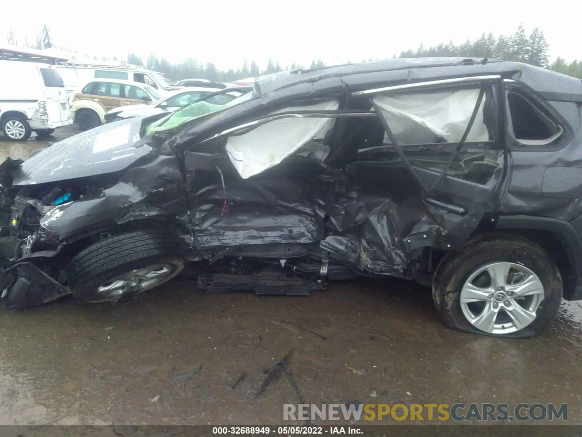 6 Photograph of a damaged car JTMRWRFV1MD122717 TOYOTA RAV4 2021