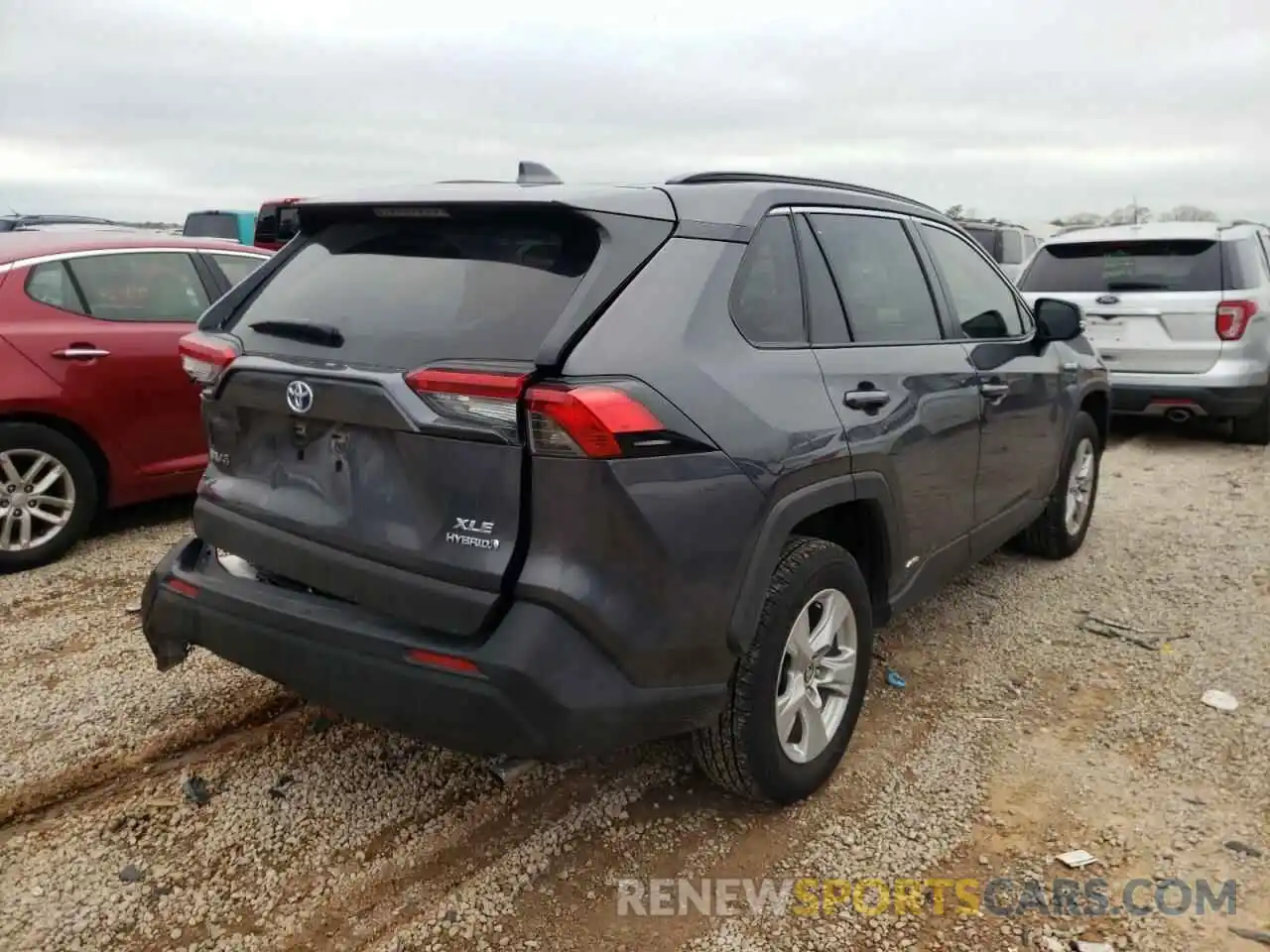 4 Photograph of a damaged car JTMRWRFV1MJ053934 TOYOTA RAV4 2021