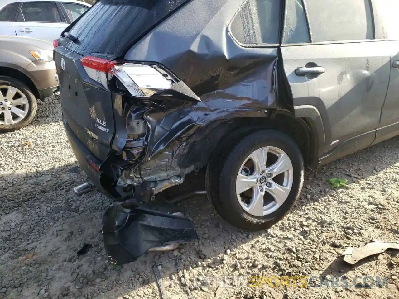 9 Photograph of a damaged car JTMRWRFV2MD117753 TOYOTA RAV4 2021