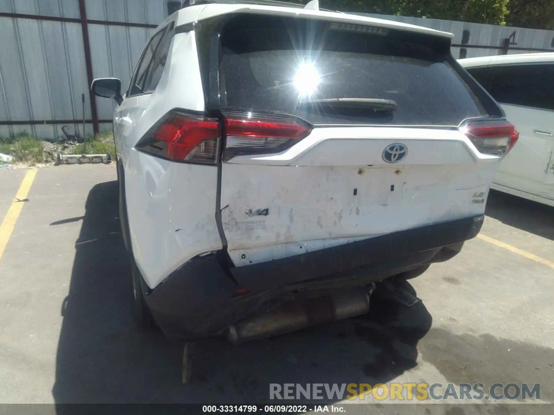 6 Фотография поврежденного автомобиля JTMRWRFV4MD104857 TOYOTA RAV4 2021