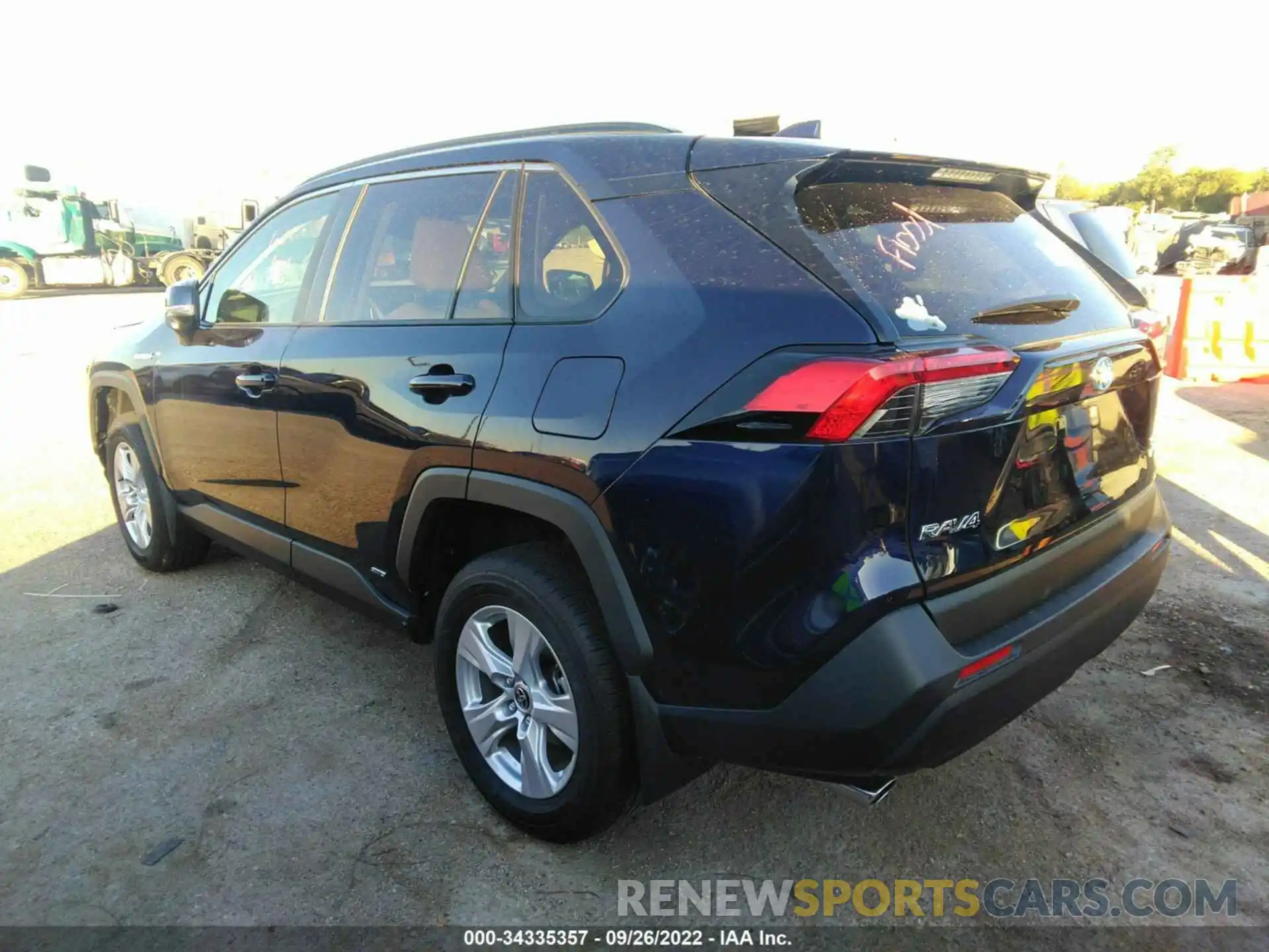 3 Фотография поврежденного автомобиля JTMRWRFV5MD127788 TOYOTA RAV4 2021