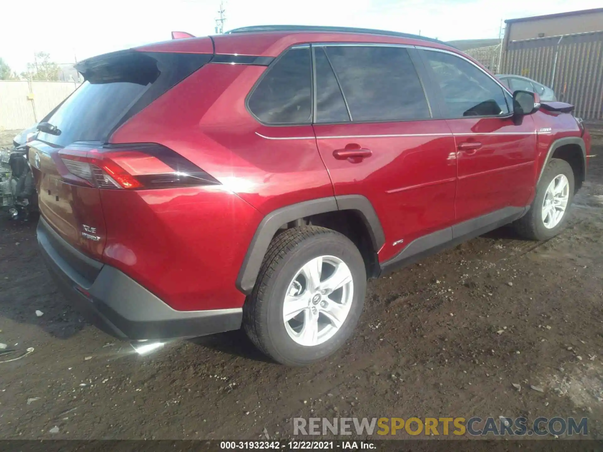 4 Photograph of a damaged car JTMRWRFV9MD118947 TOYOTA RAV4 2021