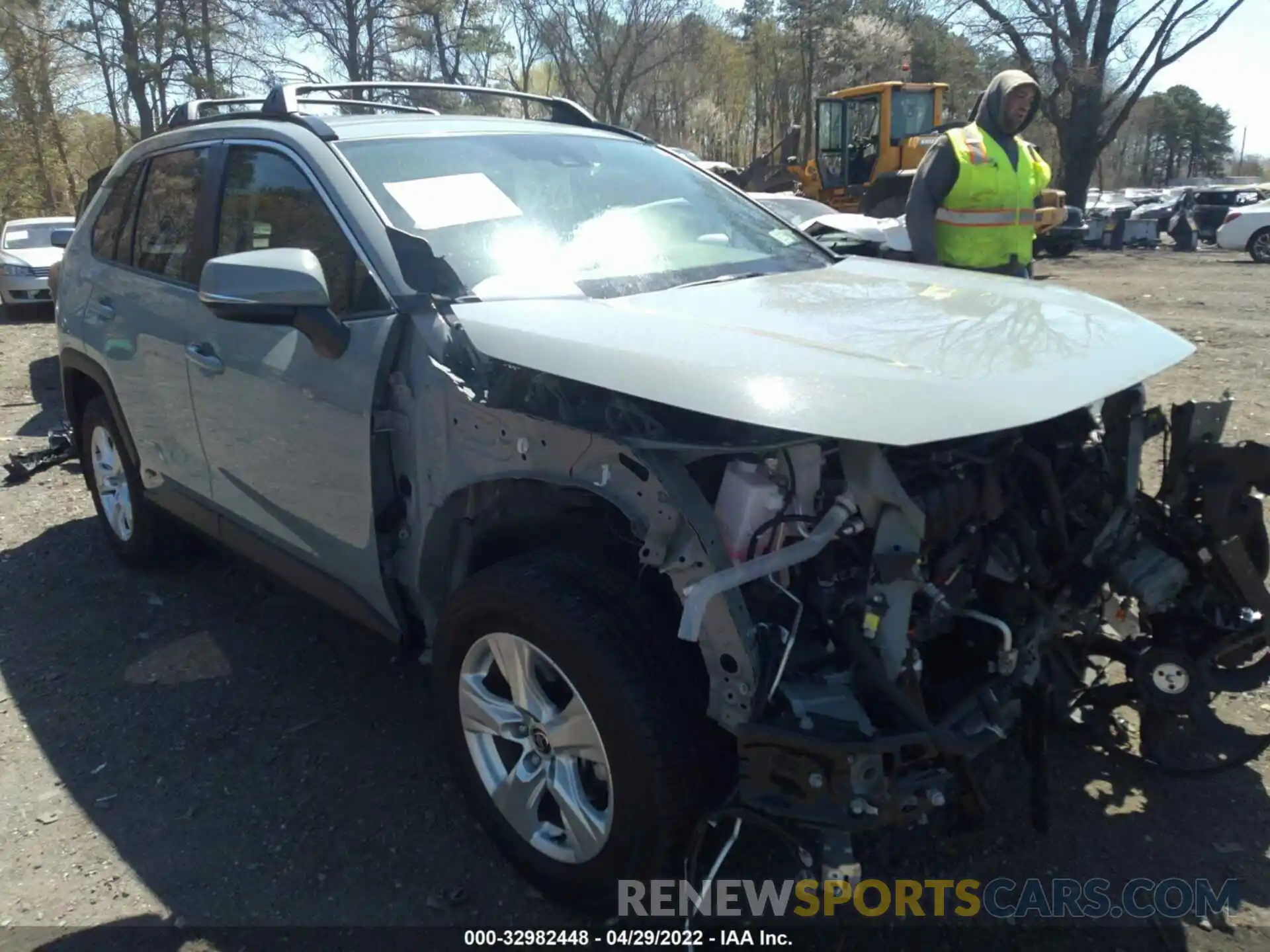 1 Photograph of a damaged car JTMRWRFV9MD130841 TOYOTA RAV4 2021