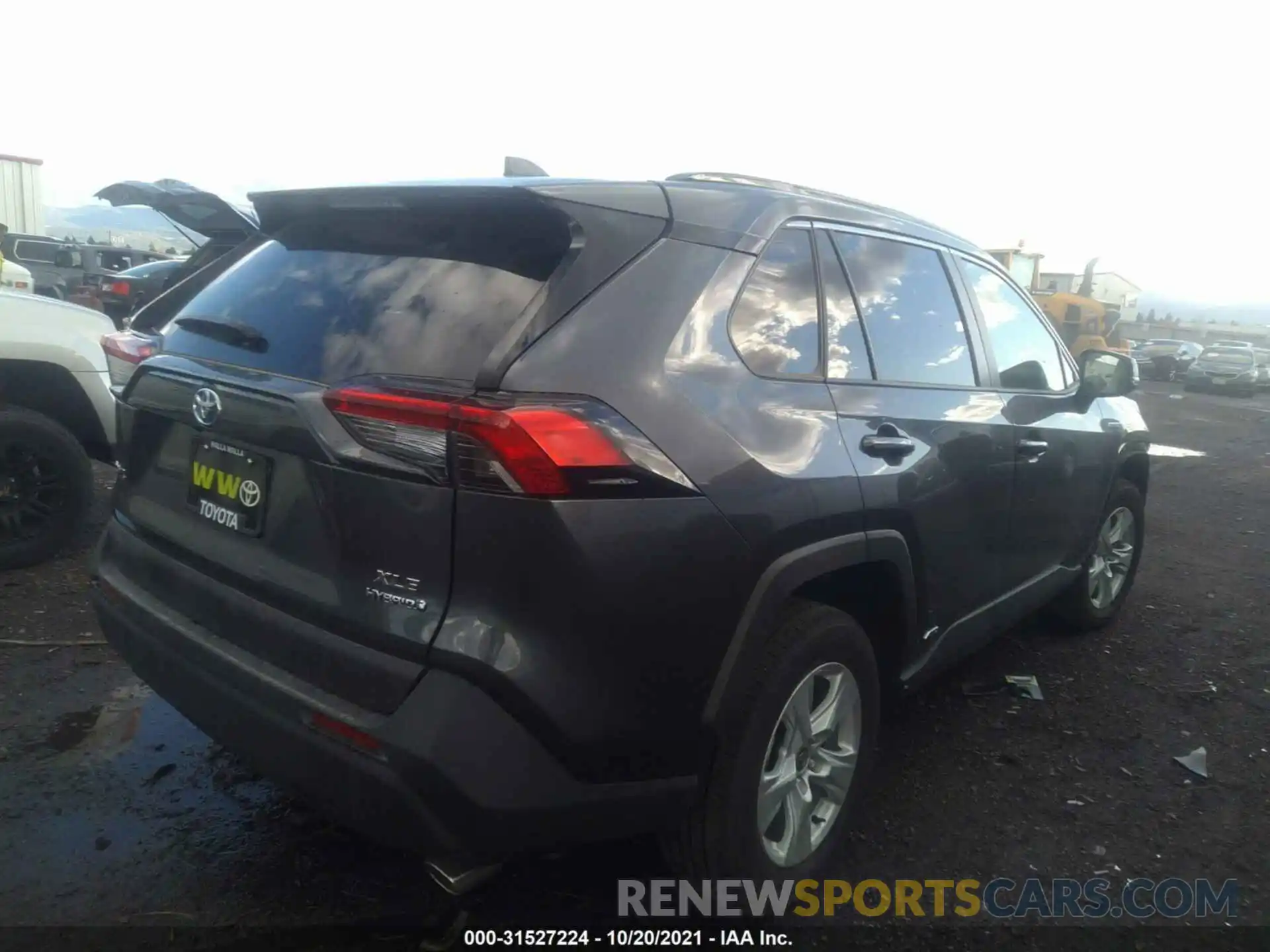 4 Фотография поврежденного автомобиля JTMRWRFVXMD110419 TOYOTA RAV4 2021