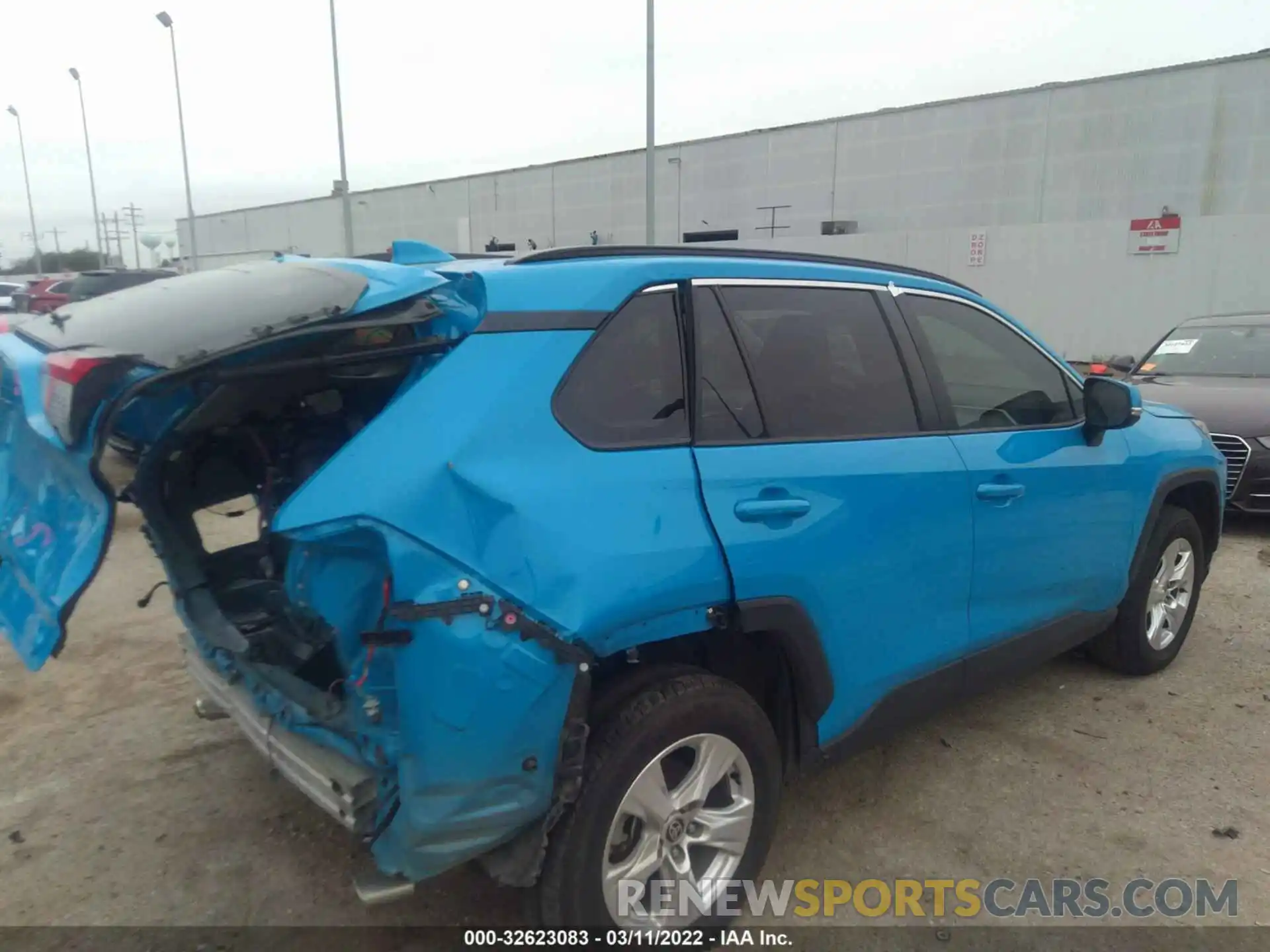 4 Photograph of a damaged car JTMW1RFV8MD071475 TOYOTA RAV4 2021