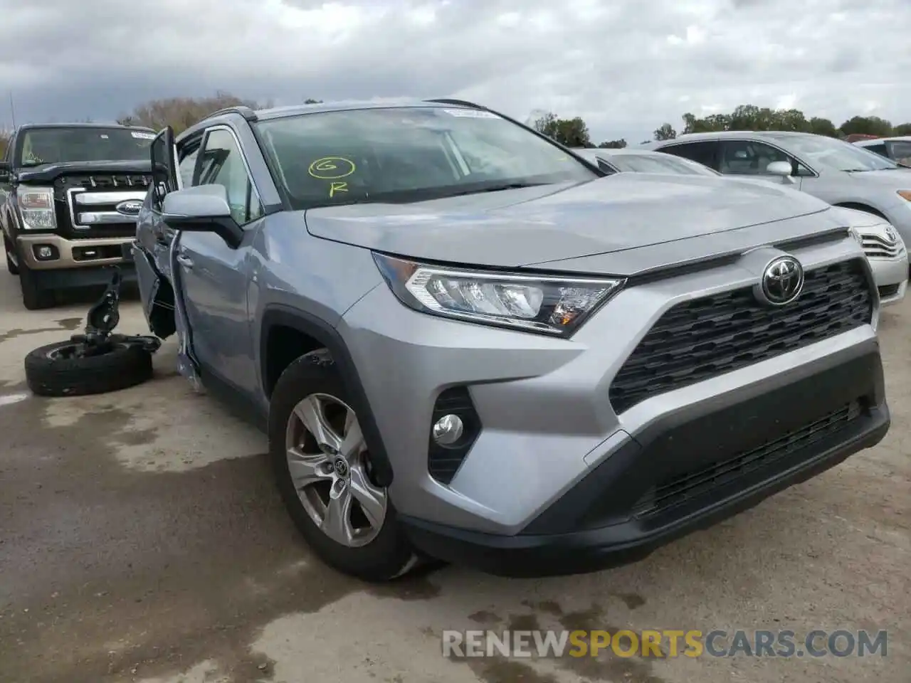 1 Photograph of a damaged car JTMW1RFVXMD067802 TOYOTA RAV4 2021