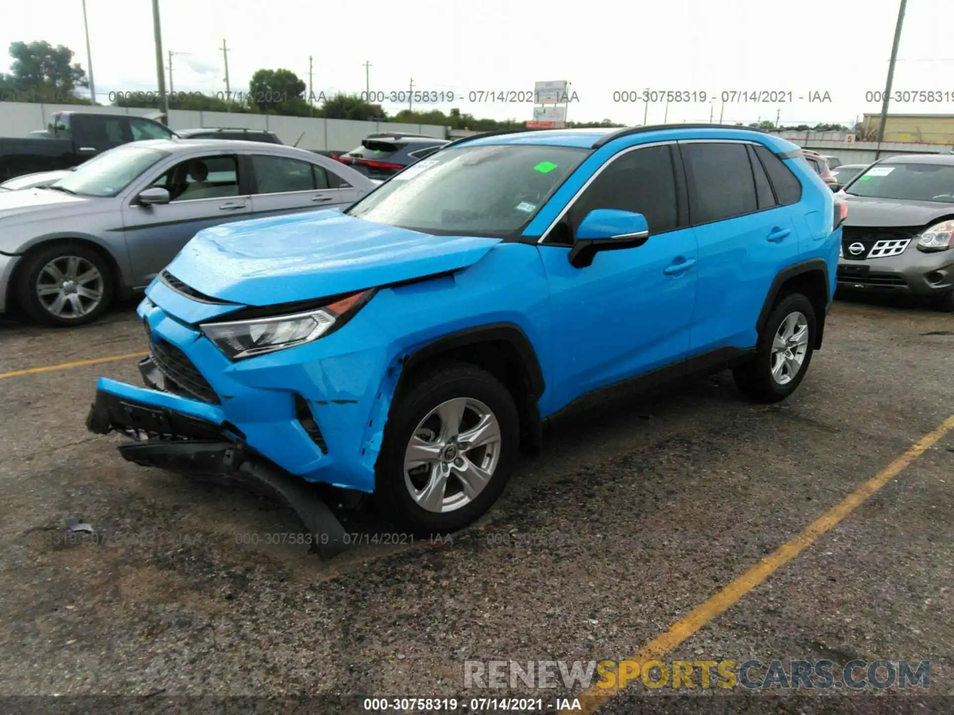 2 Фотография поврежденного автомобиля JTMW1RFVXMD070408 TOYOTA RAV4 2021