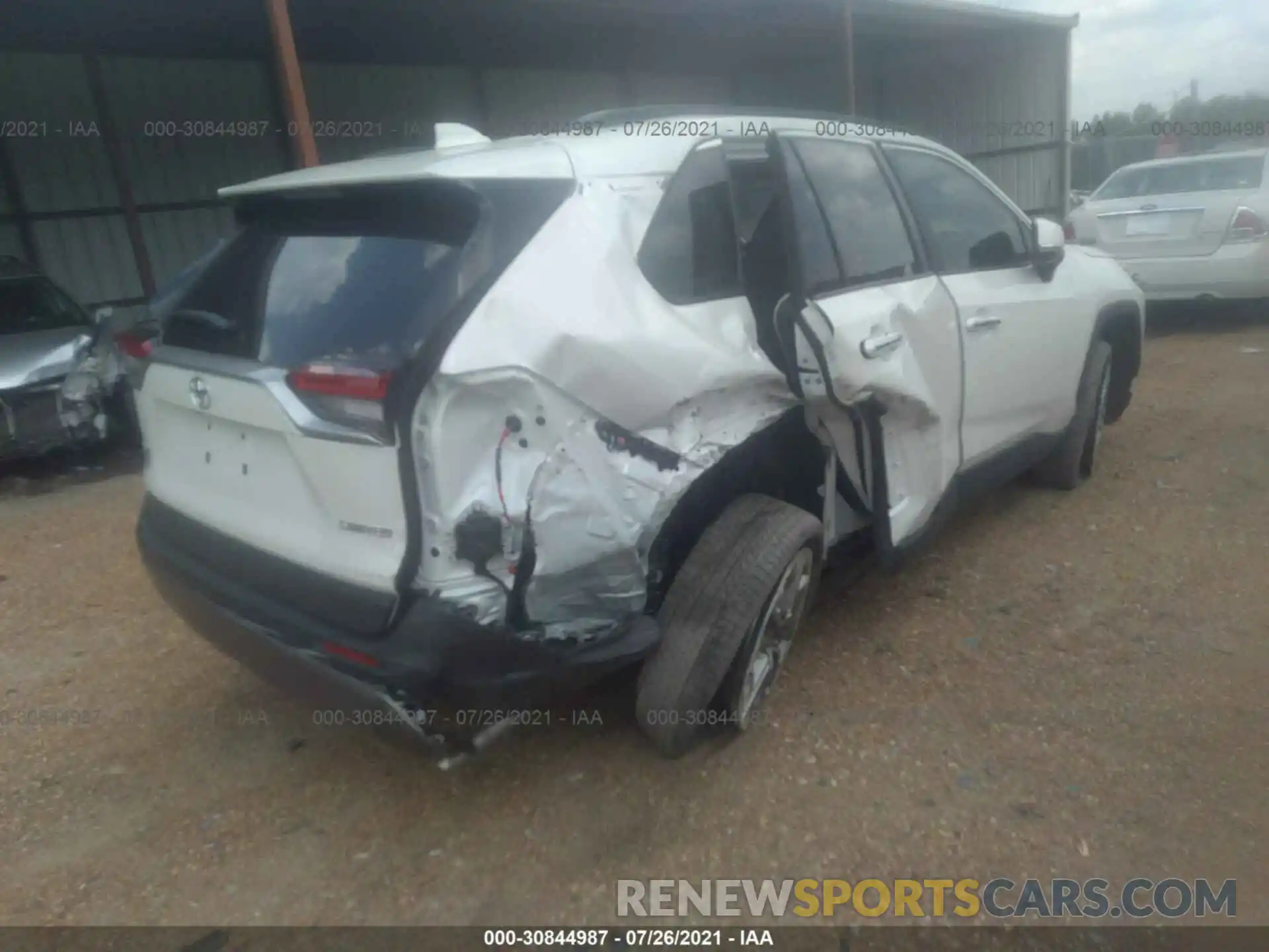 4 Photograph of a damaged car JTMY1RFV1MJ022600 TOYOTA RAV4 2021