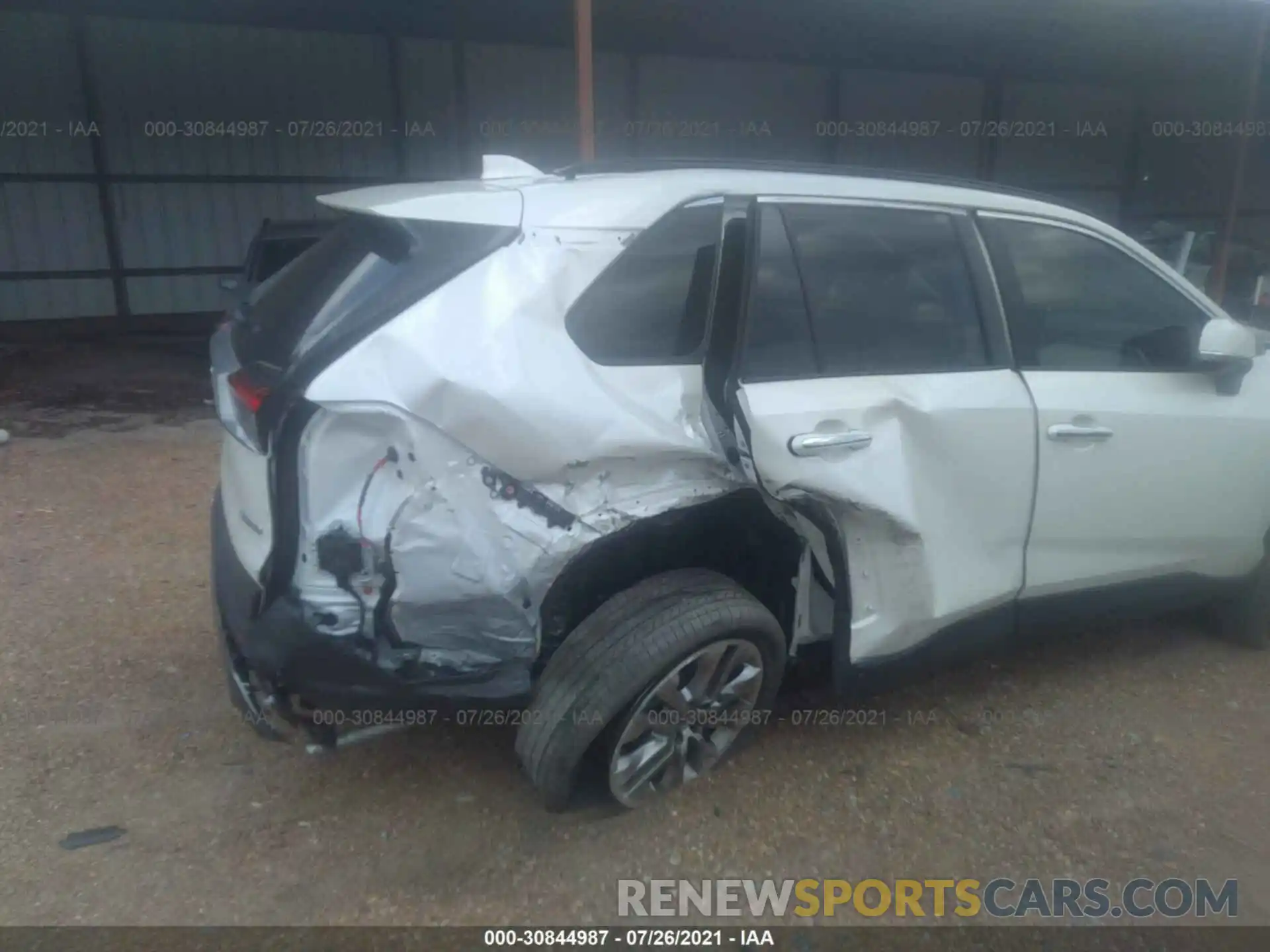 6 Photograph of a damaged car JTMY1RFV1MJ022600 TOYOTA RAV4 2021