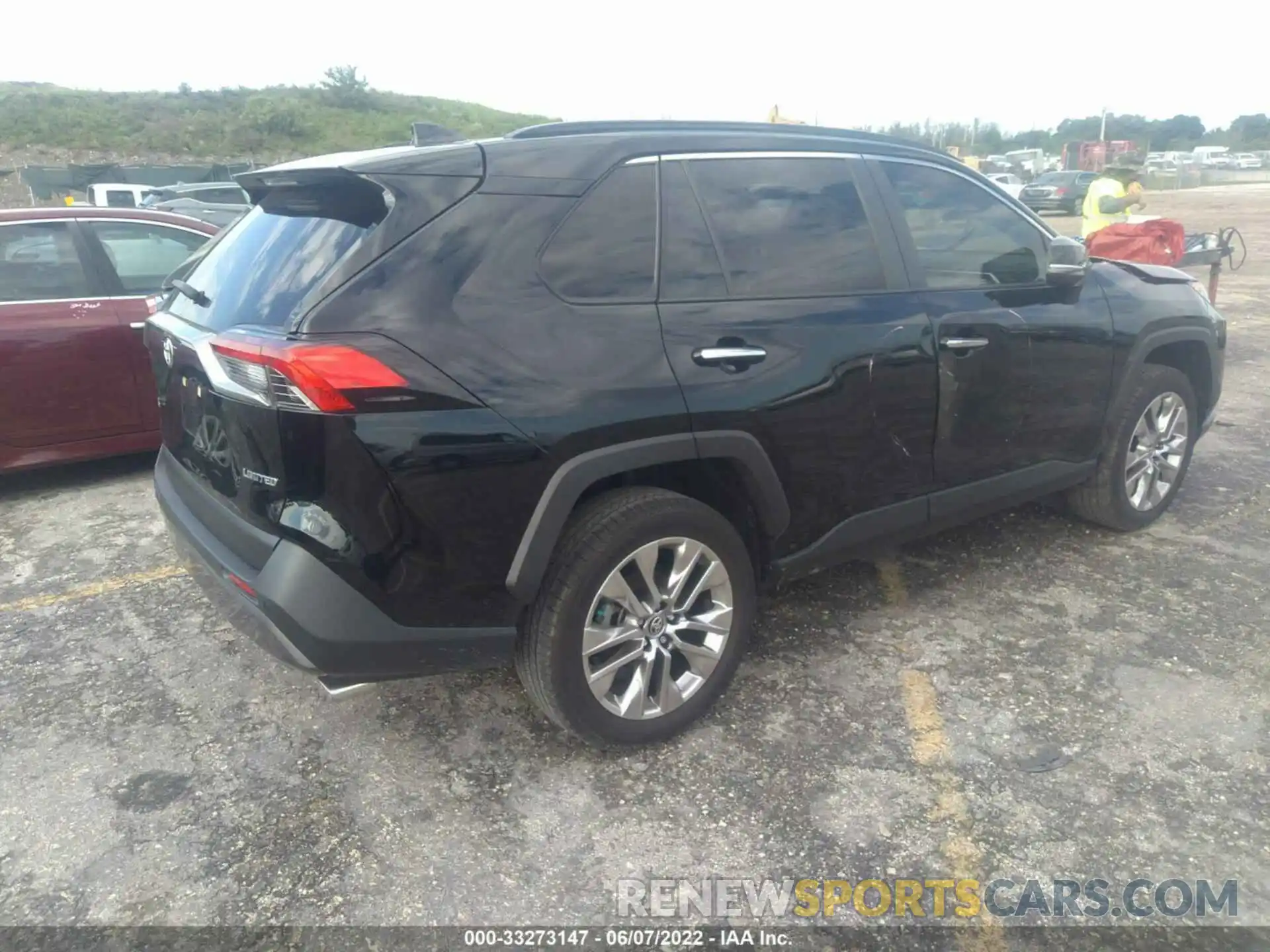 4 Photograph of a damaged car JTMY1RFV6MD064971 TOYOTA RAV4 2021