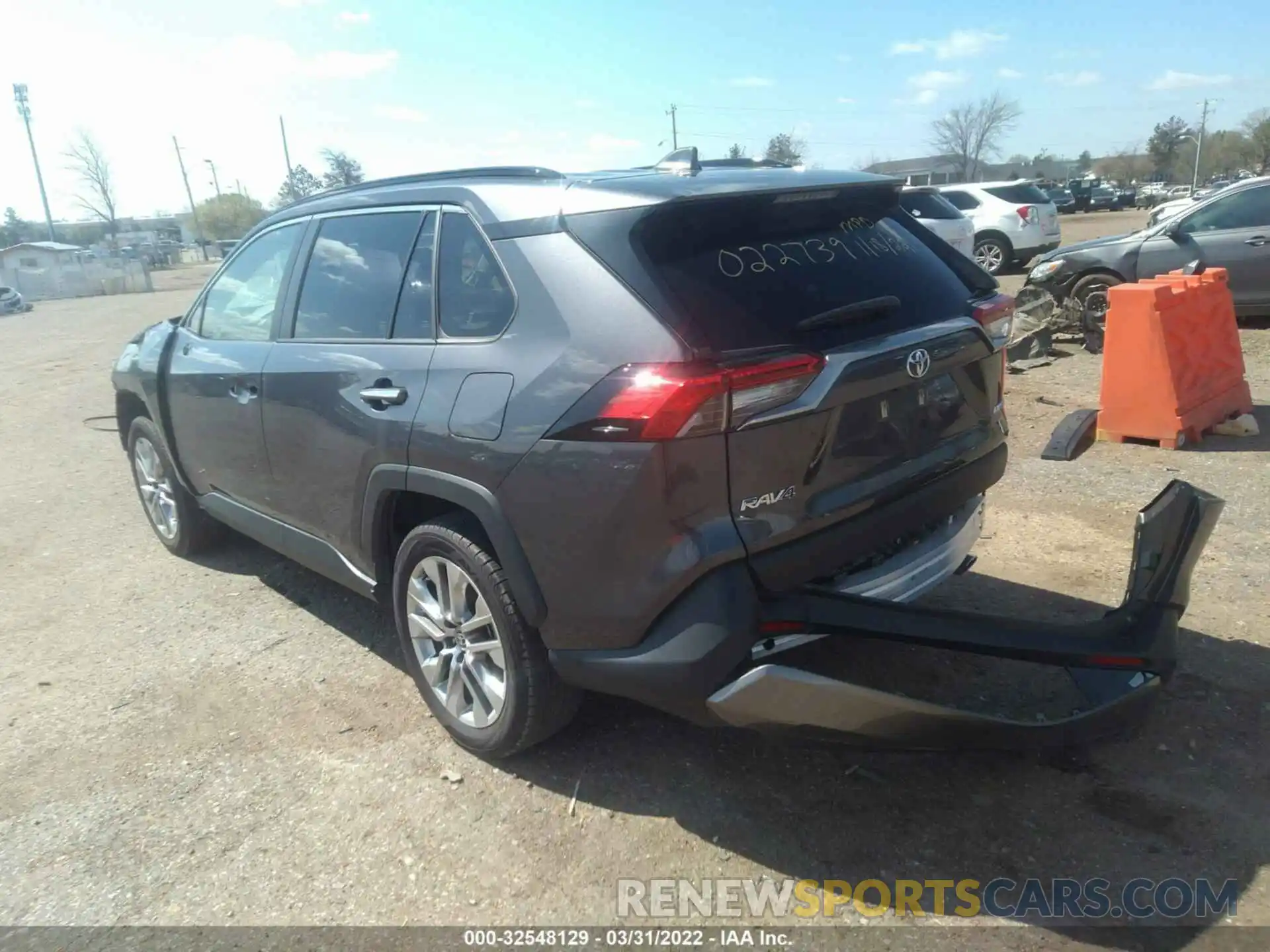 3 Photograph of a damaged car JTMY1RFVXMJ022739 TOYOTA RAV4 2021