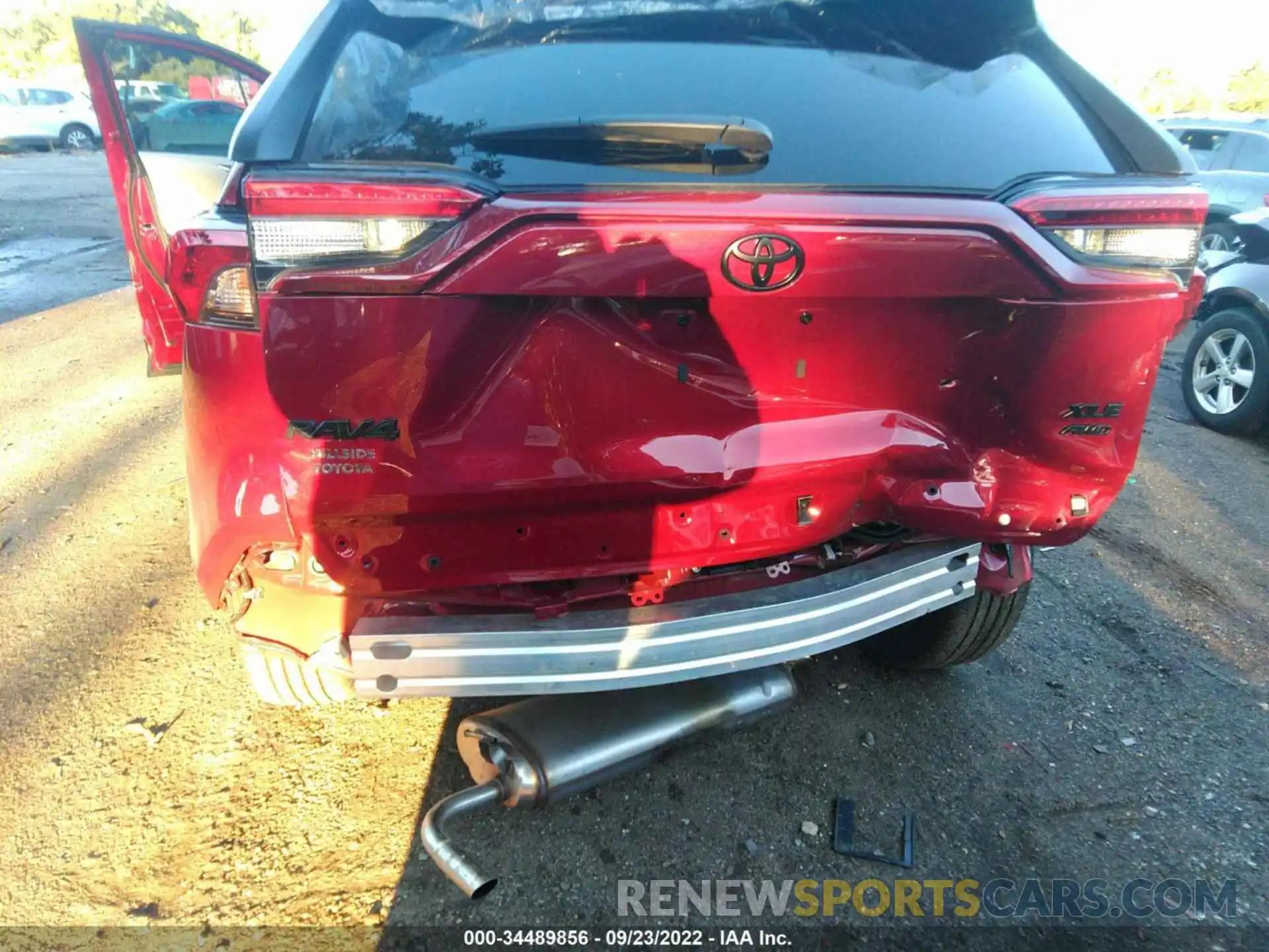 6 Photograph of a damaged car 2T3A1RFV0NW284810 TOYOTA RAV4 2022