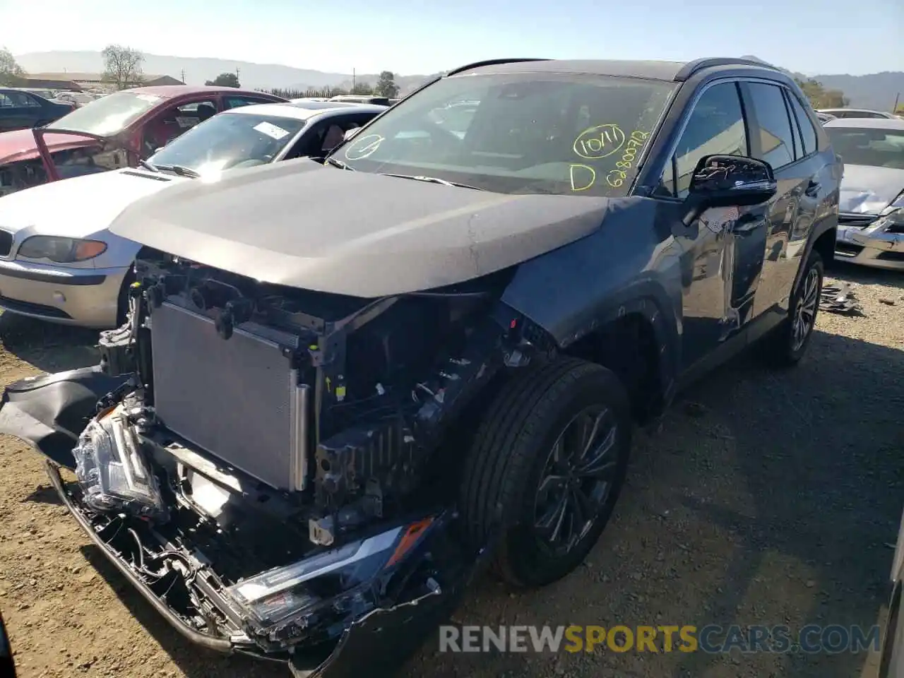 9 Photograph of a damaged car 2T3B6RFV4NW037179 TOYOTA RAV4 2022