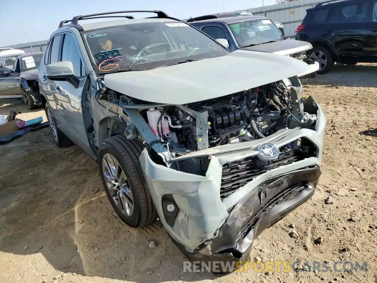 1 Photograph of a damaged car 2T3C1RFV0NW221666 TOYOTA RAV4 2022