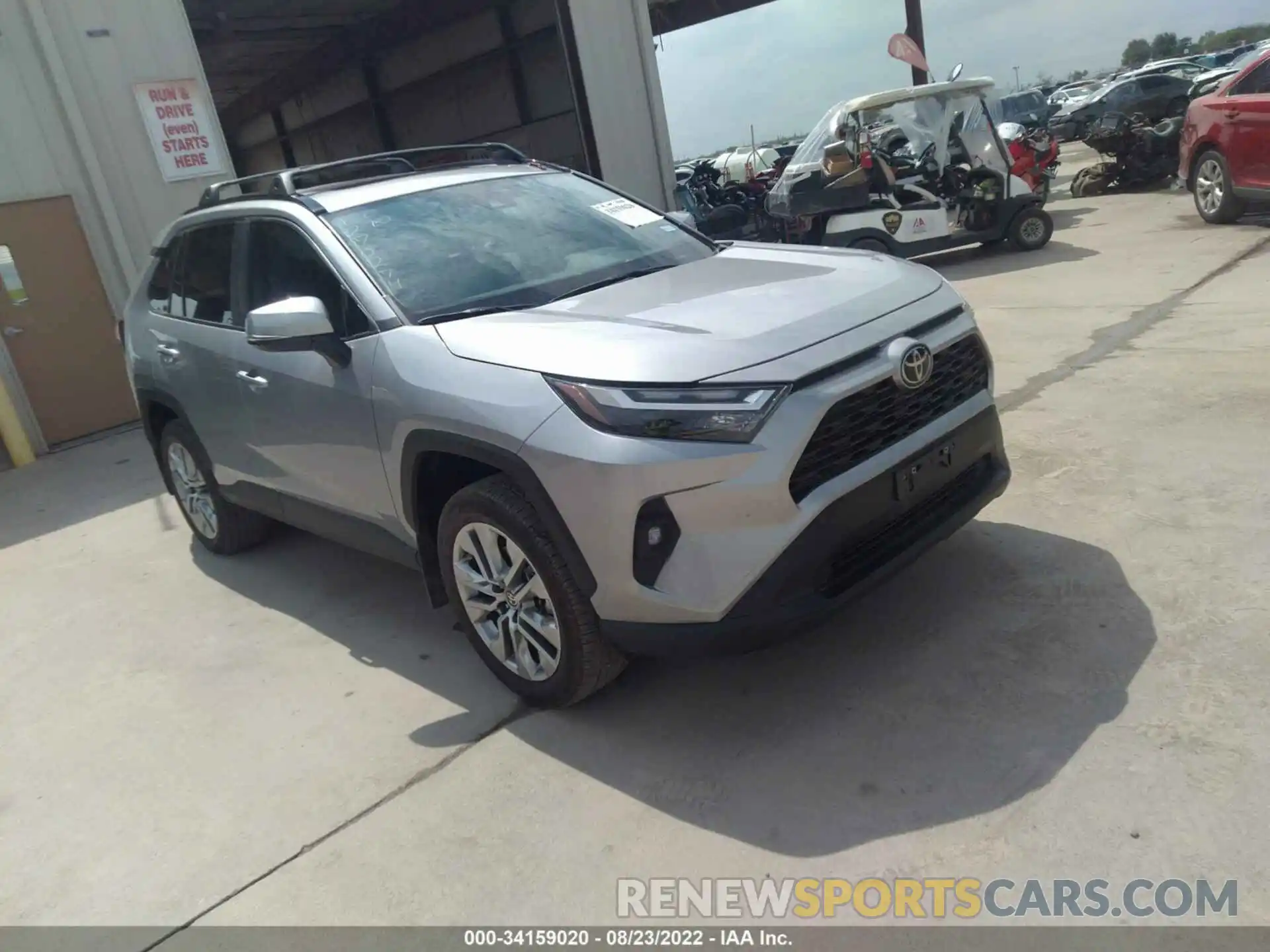 1 Фотография поврежденного автомобиля 2T3C1RFV2NC191555 TOYOTA RAV4 2022