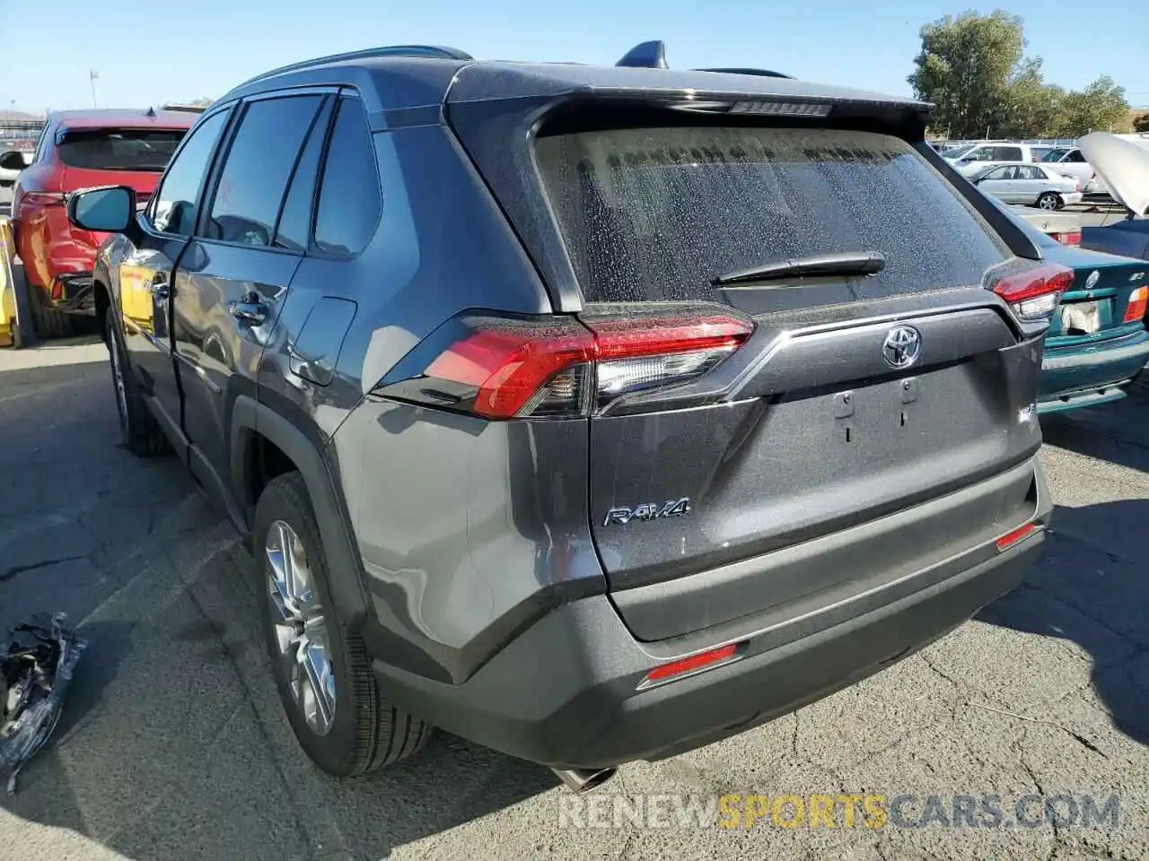 3 Photograph of a damaged car 2T3C1RFV4NC180265 TOYOTA RAV4 2022