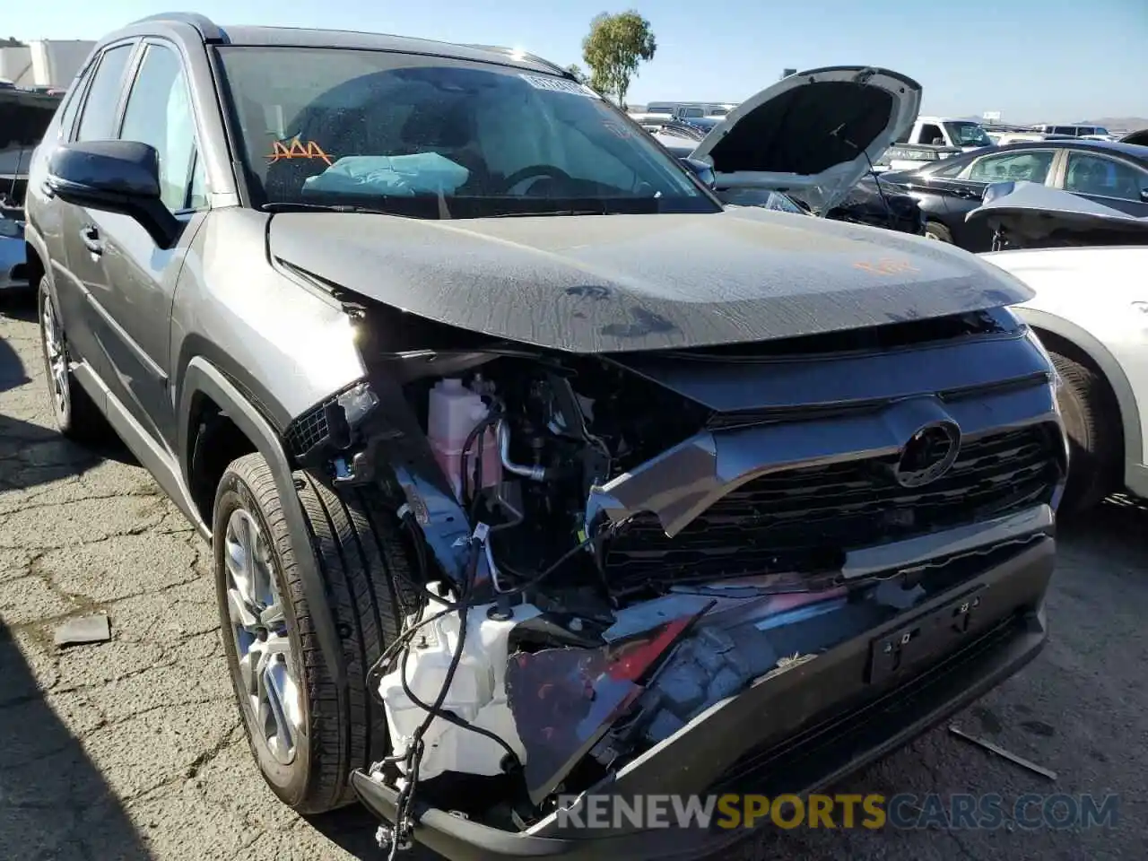 9 Photograph of a damaged car 2T3C1RFV4NC180265 TOYOTA RAV4 2022