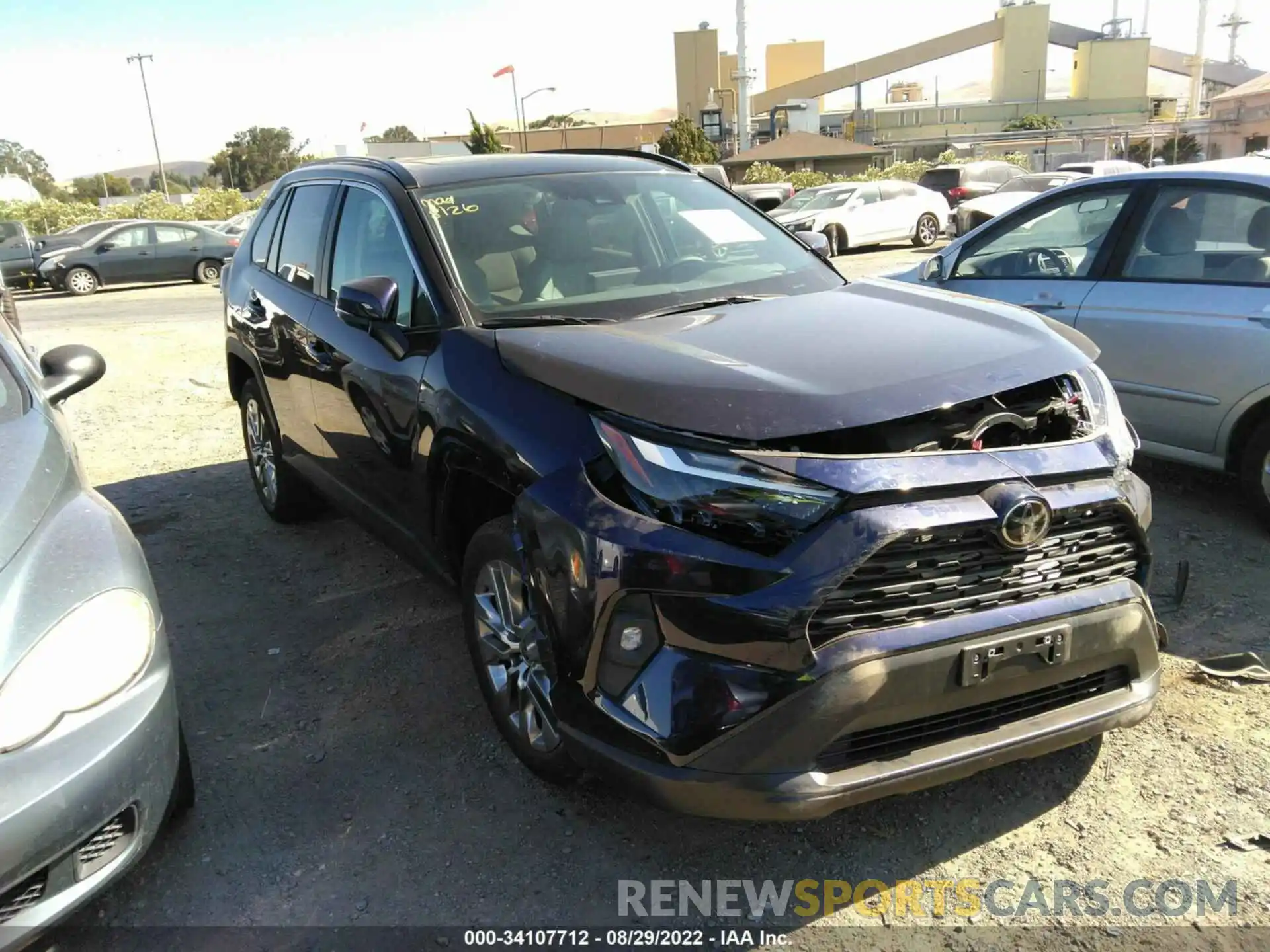 1 Photograph of a damaged car 2T3C1RFV5NW196313 TOYOTA RAV4 2022