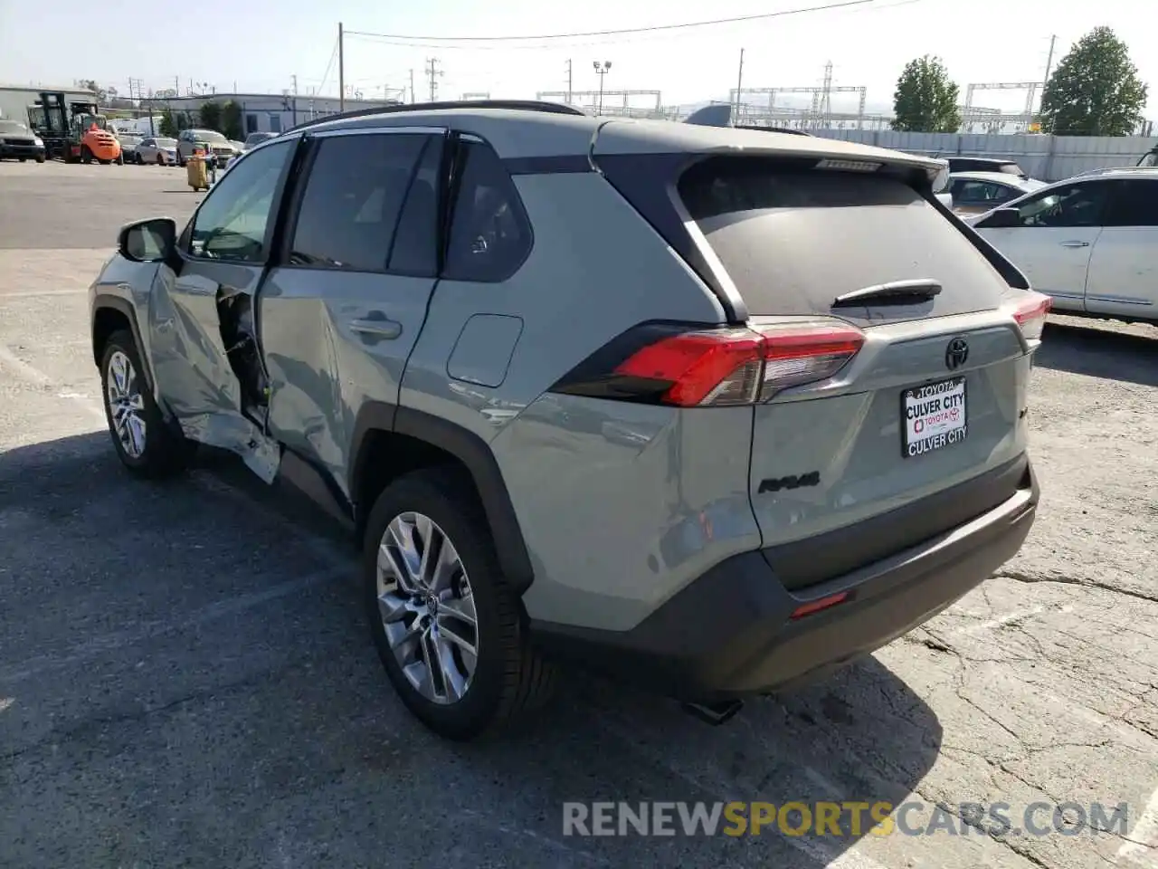 3 Photograph of a damaged car 2T3C1RFV5NW197591 TOYOTA RAV4 2022