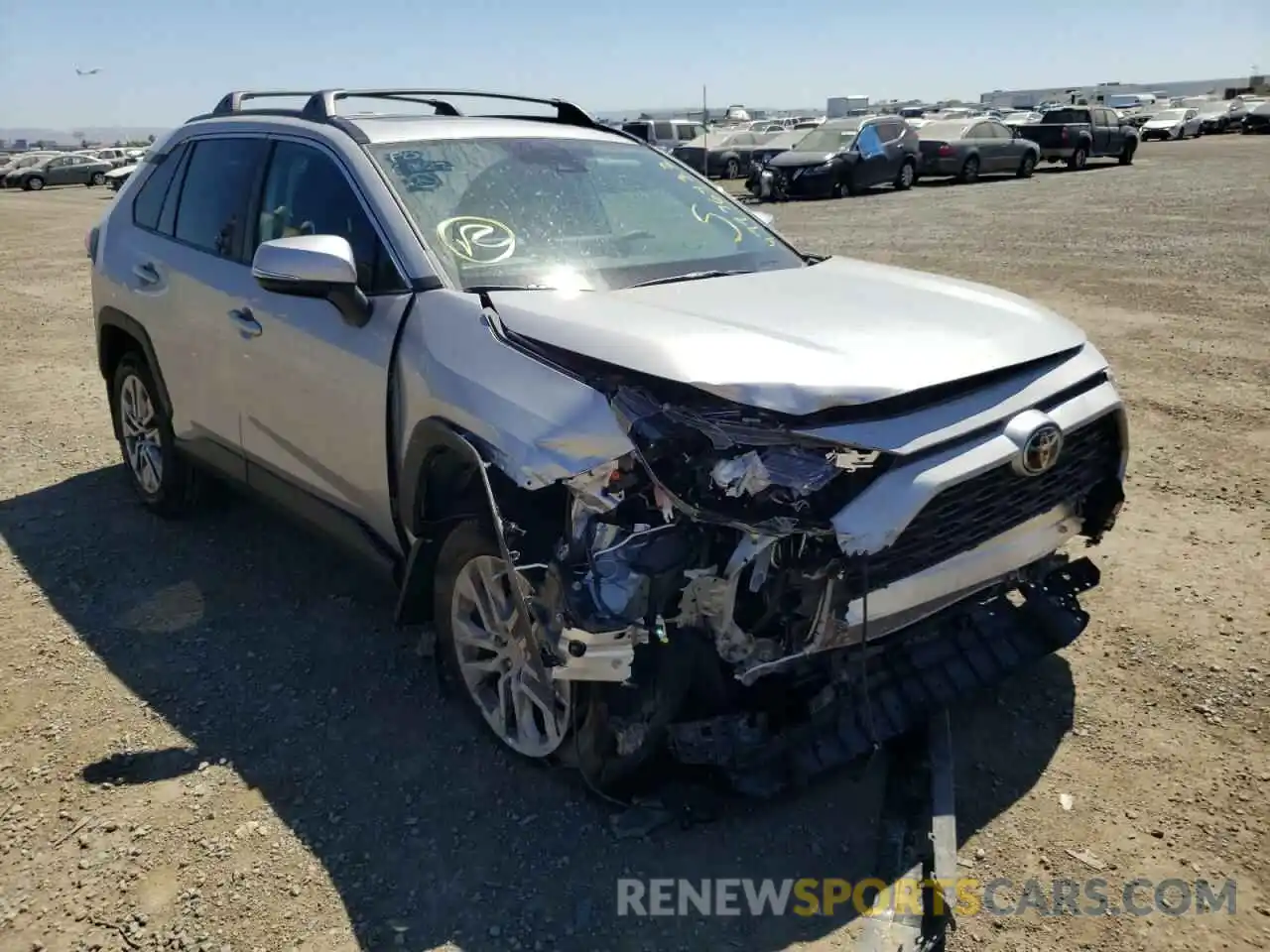 1 Photograph of a damaged car 2T3C1RFVXNC185163 TOYOTA RAV4 2022