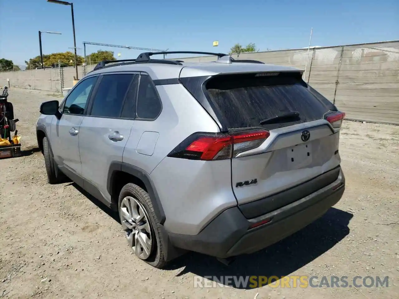 3 Photograph of a damaged car 2T3C1RFVXNC185163 TOYOTA RAV4 2022