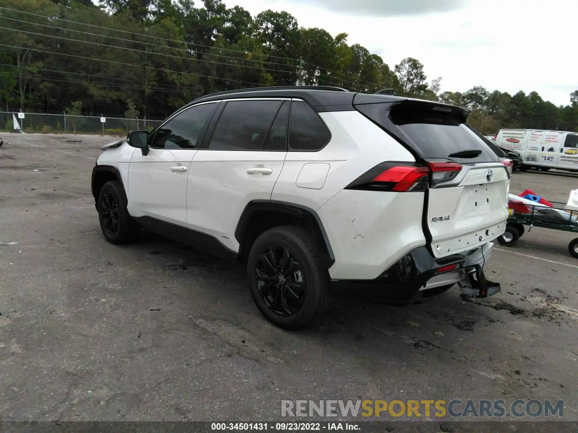 3 Photograph of a damaged car 2T3E6RFV9NW031486 TOYOTA RAV4 2022